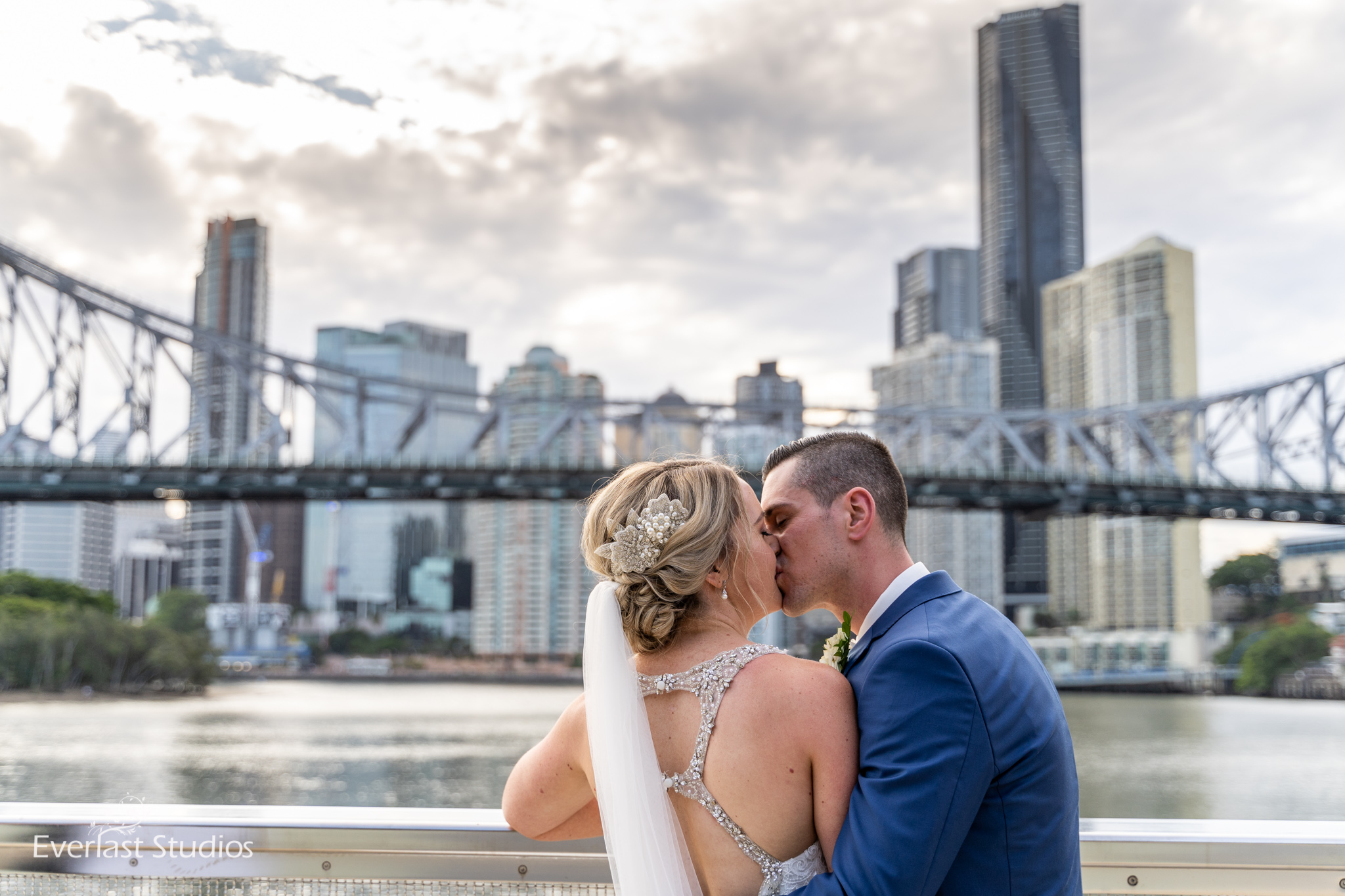 Story Bridge Wedding Photos