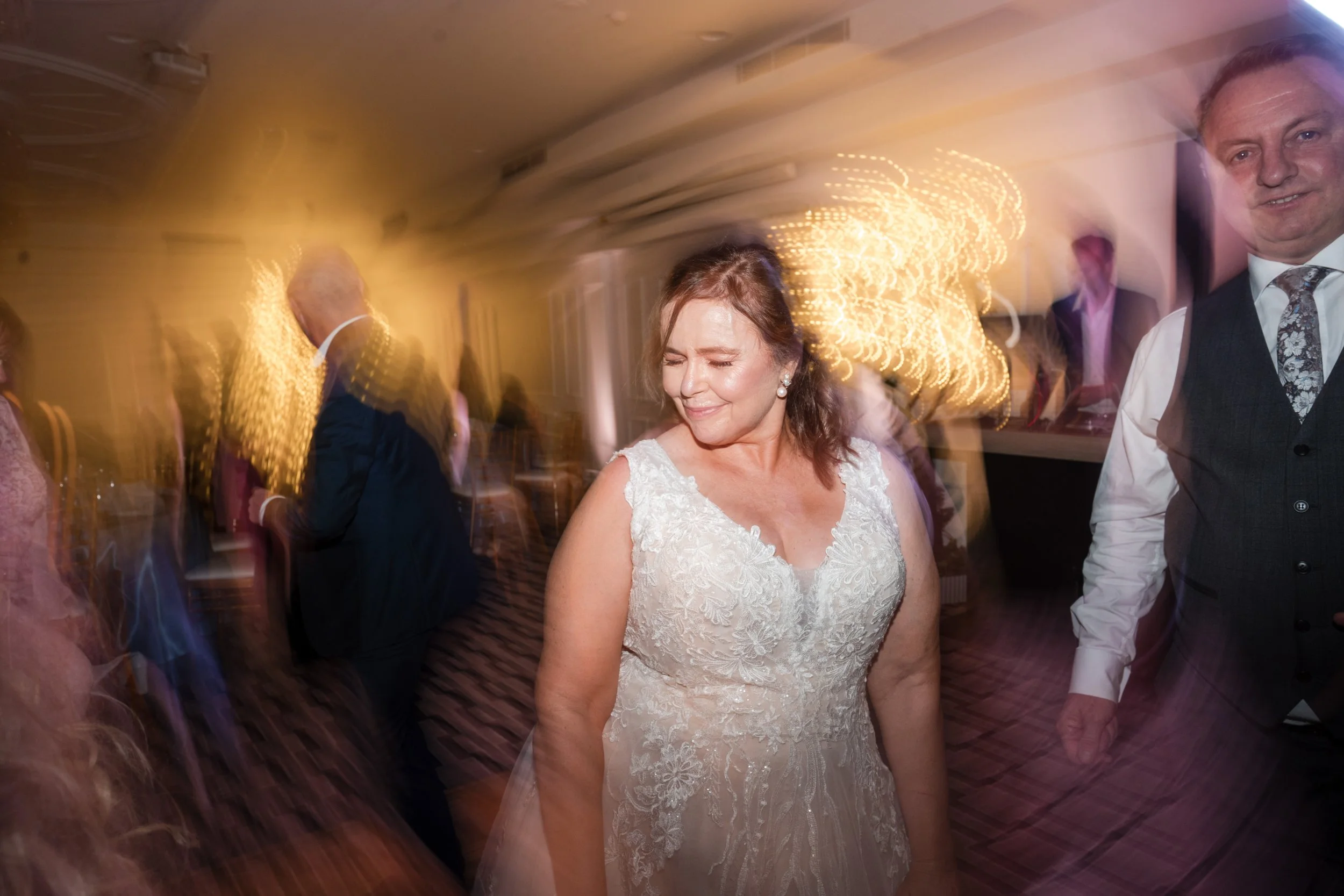 Wedding photography for best music to play at wedding reception