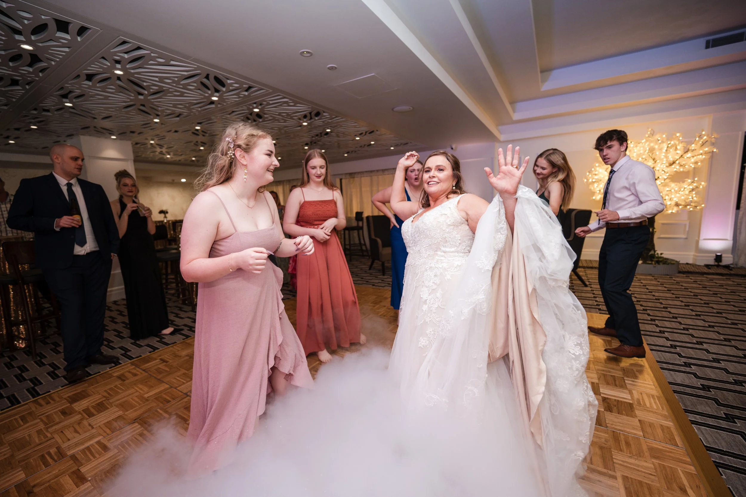 Wedding photography for best music to play at wedding reception