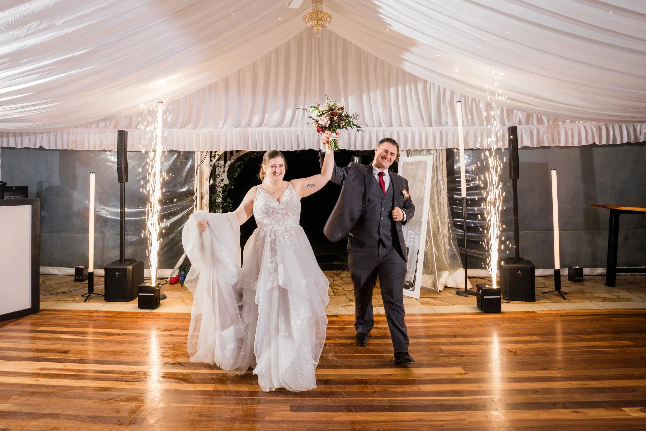 Samantha and Cameron’s beautiful Cherbon Waters Wedding Celebration for Brisbane wedding photography