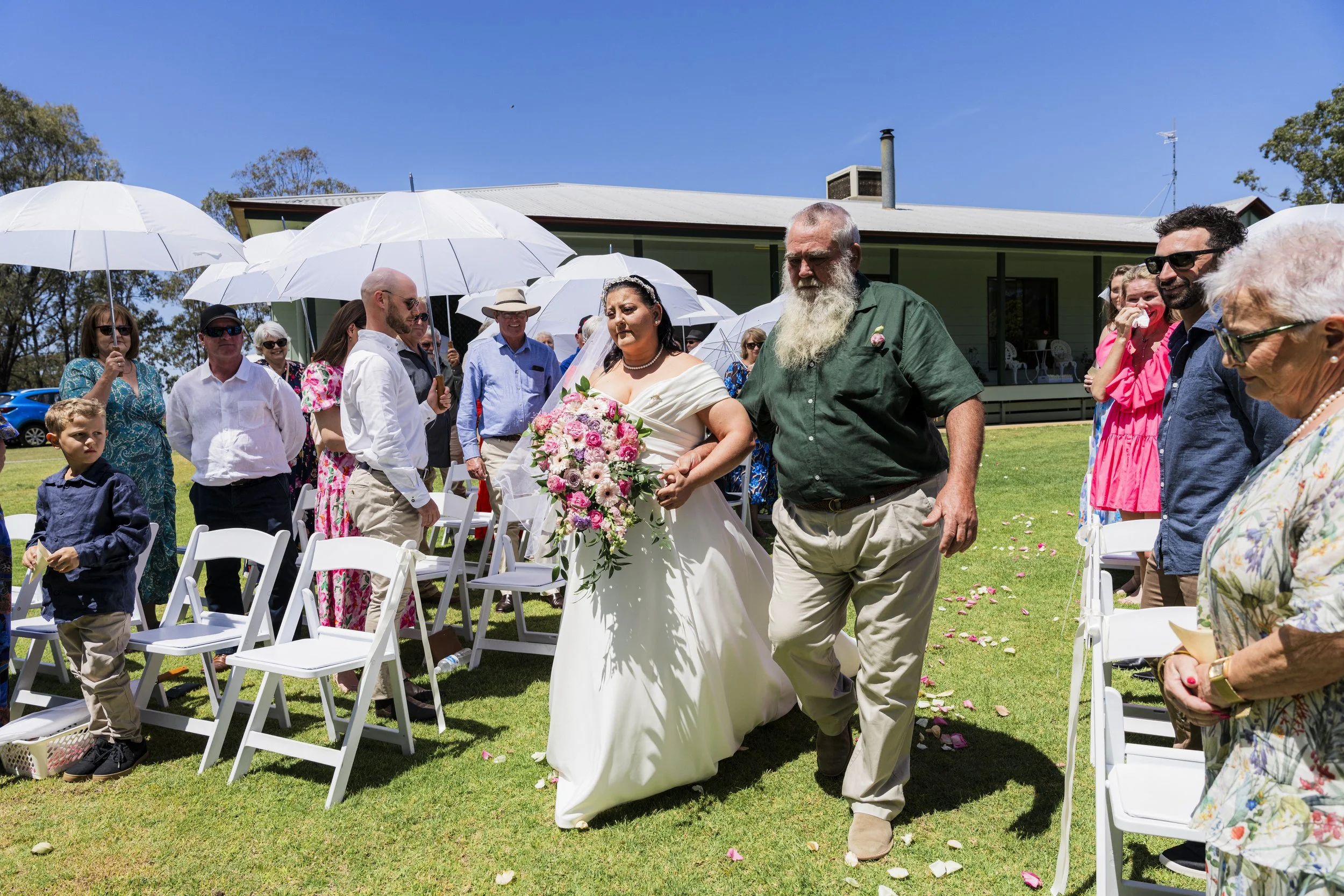 Stunning Mill Inn wedding in Millmerran for Brisbane photography