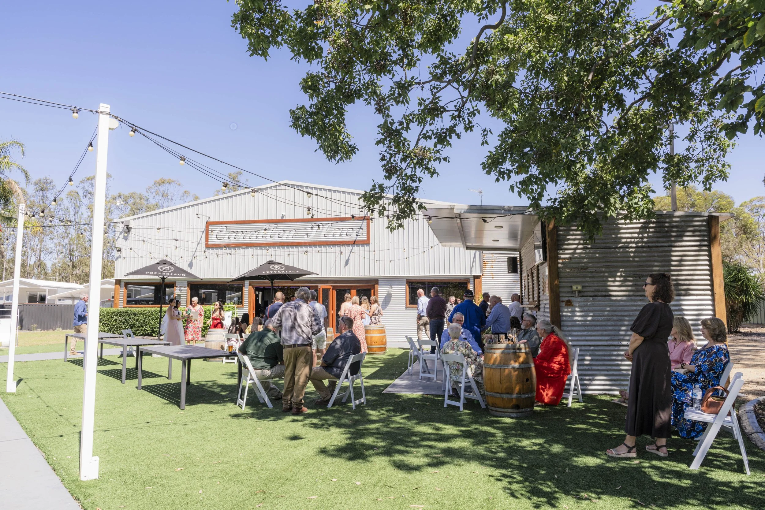 Stunning Mill Inn wedding in Millmerran for Brisbane photography