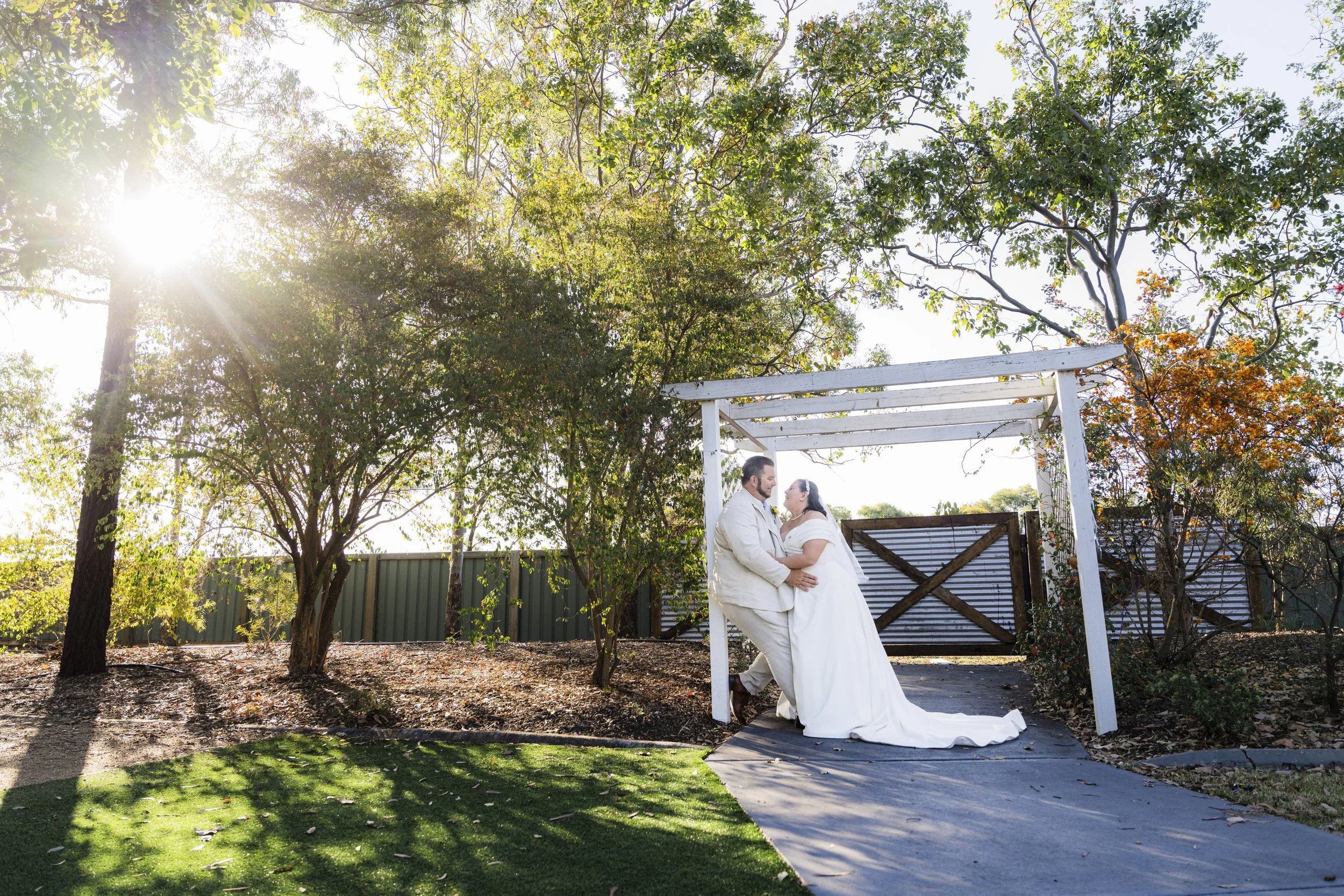 Stunning Mill Inn wedding in Millmerran for Brisbane photography