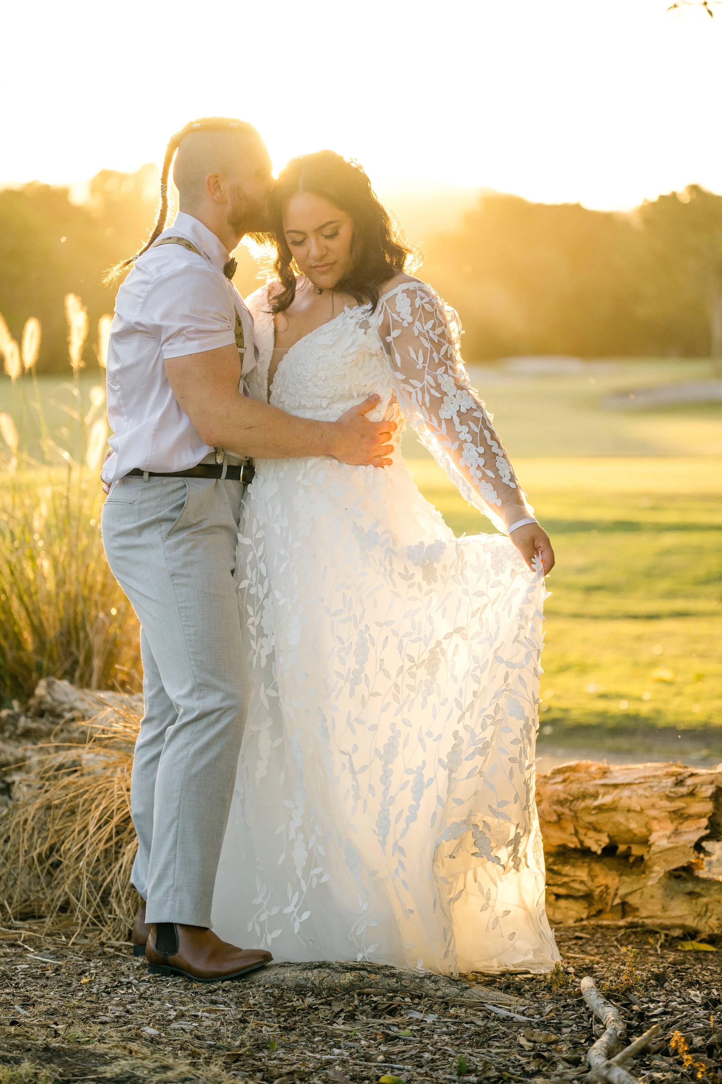 How to plan for golden hour photos for Brisbane wedding photography and videography