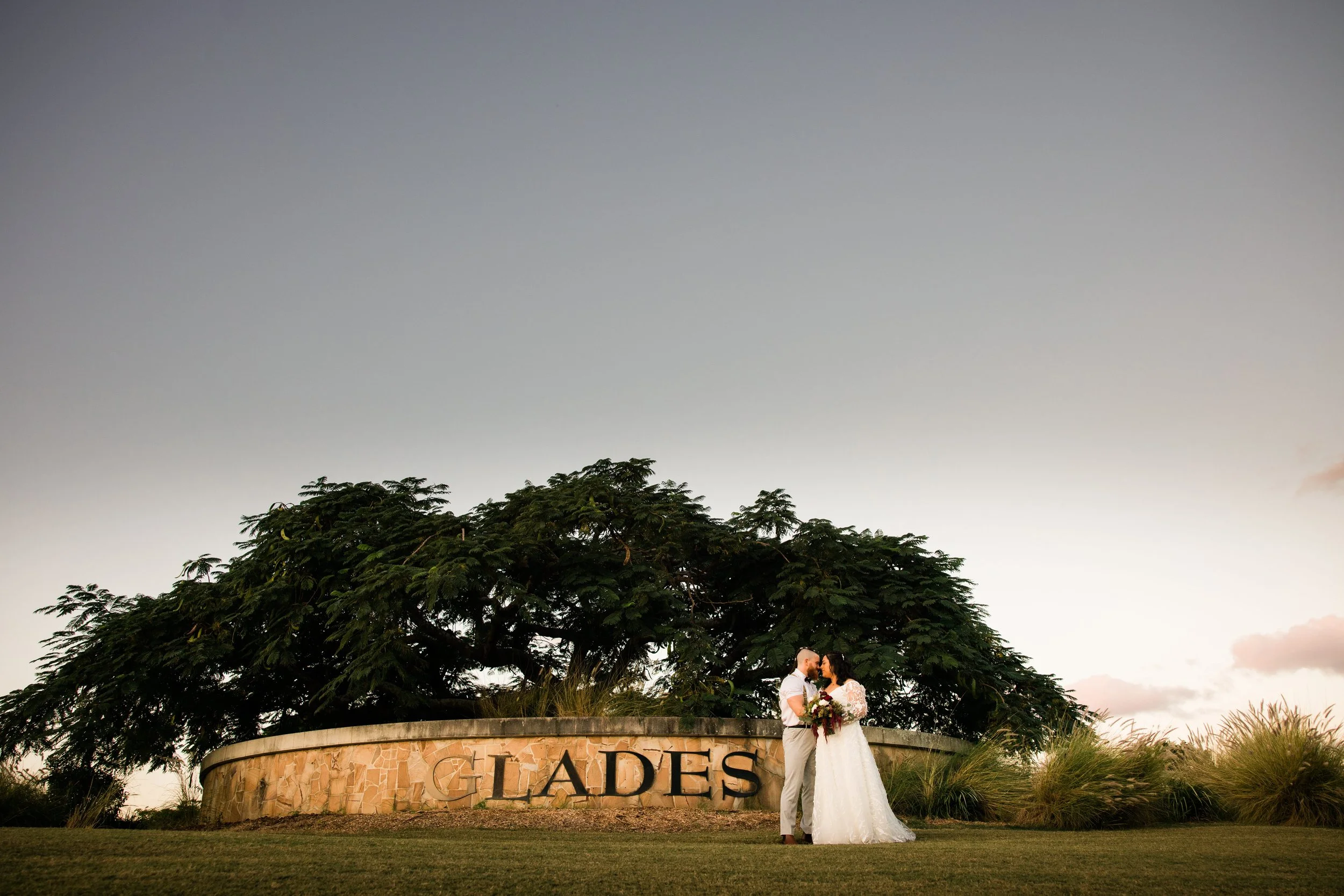 How to plan for golden hour photos for Brisbane wedding photography and videography