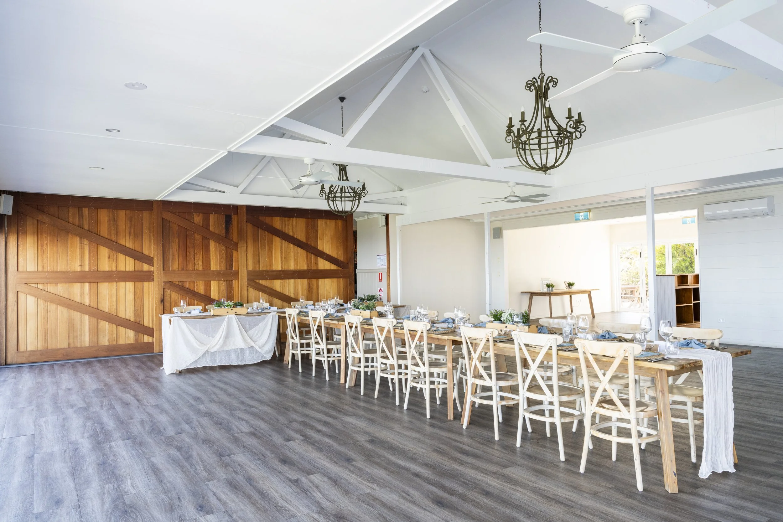 Countryside Weddings at Tiffany's Maleny for Brisbane Wedding Photography and Videography
