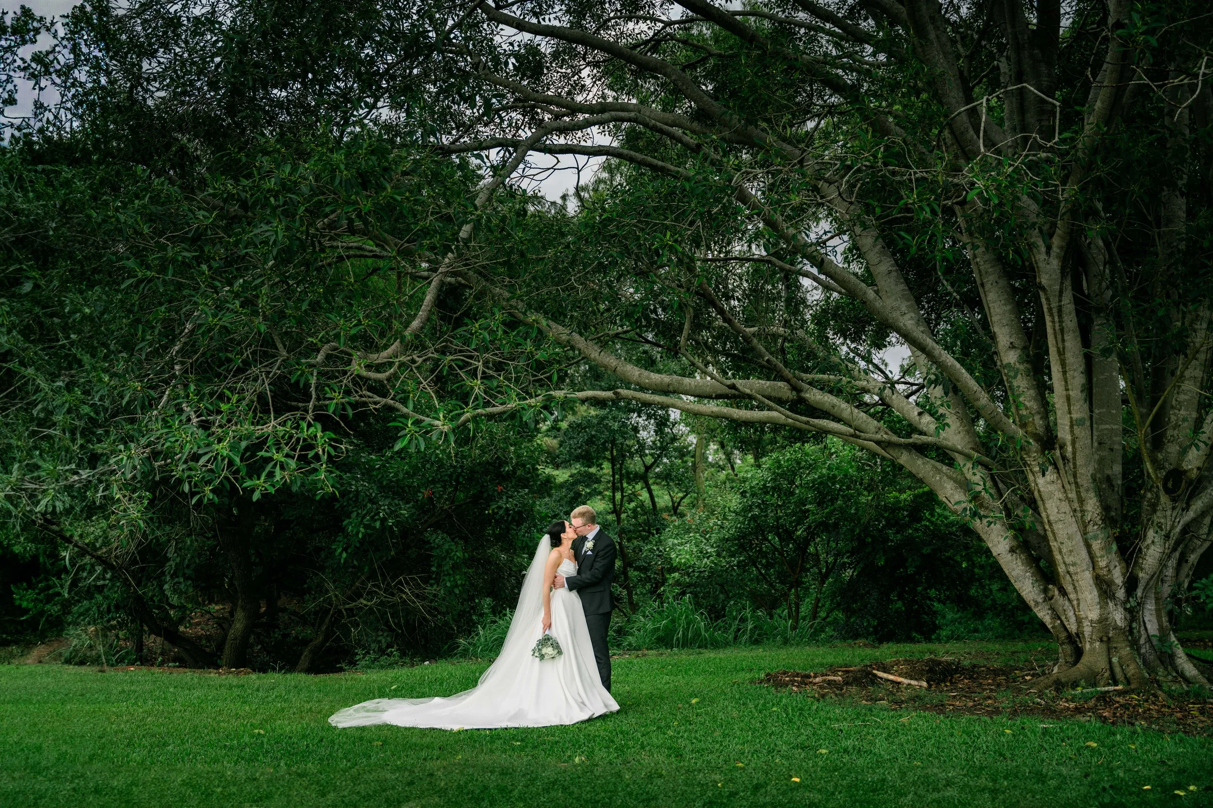 Simple Ways to Feel Relaxed during your Wedding Portraits for Brisbane Wedding Photographer and Videographer