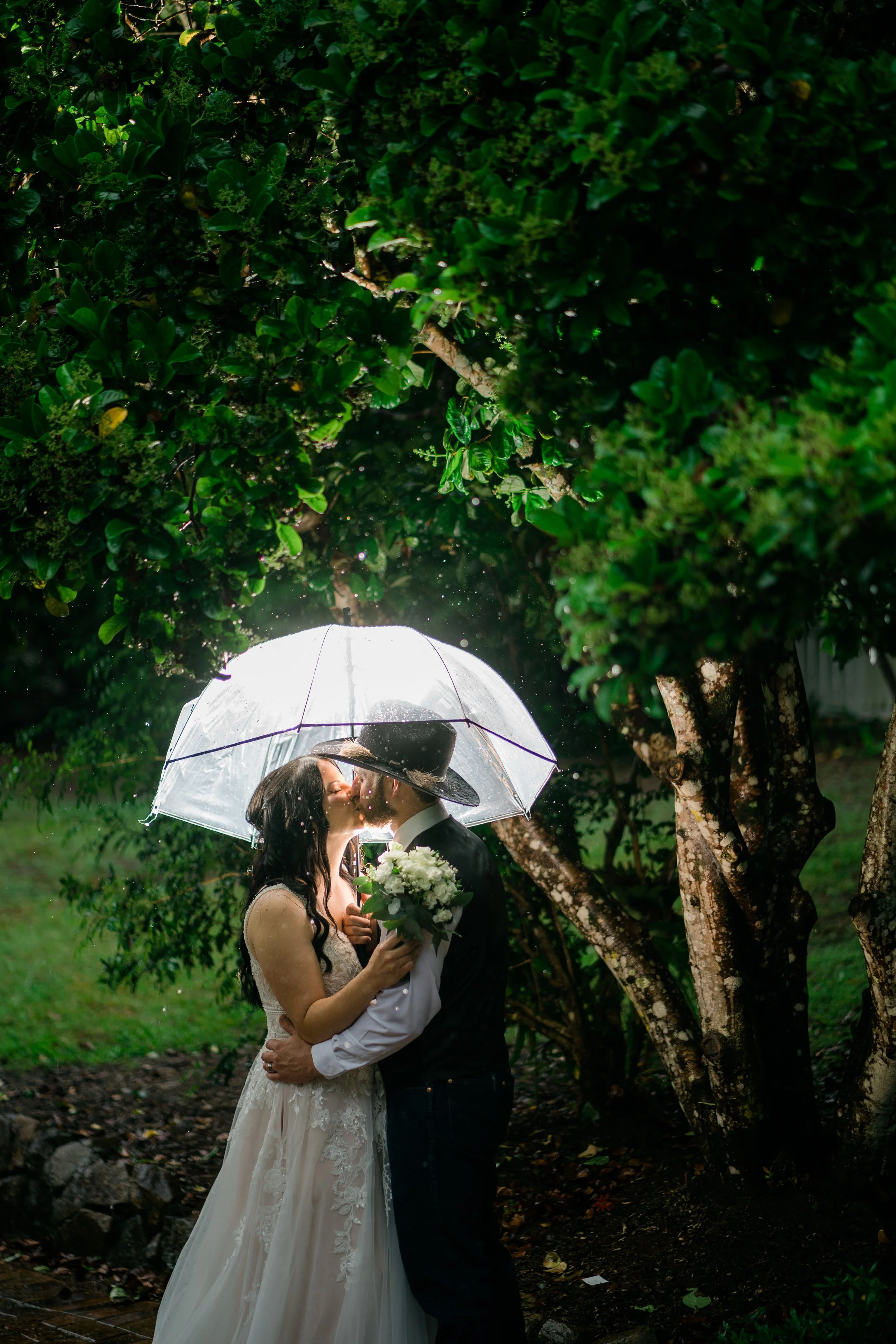 Rainy wedding day for Brisbane photography