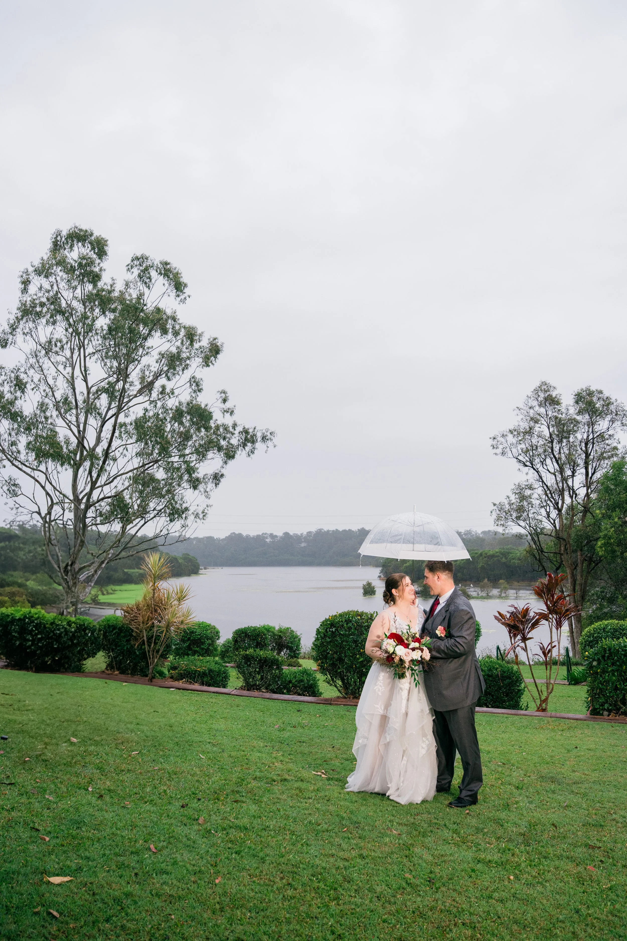 Rainy wedding day for Brisbane photography