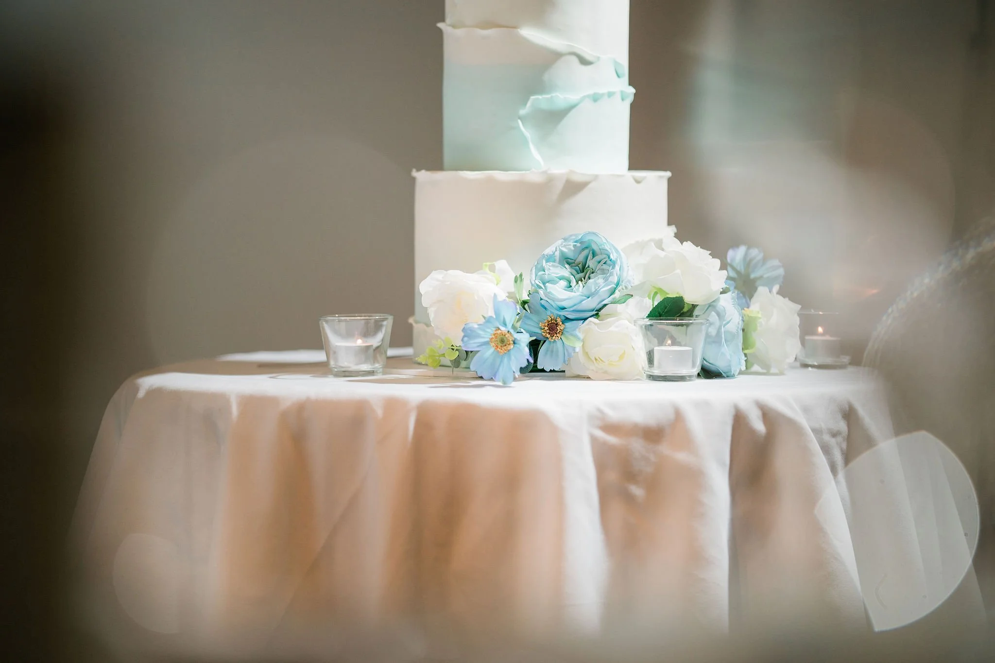 Victoria Park reception cake closeup