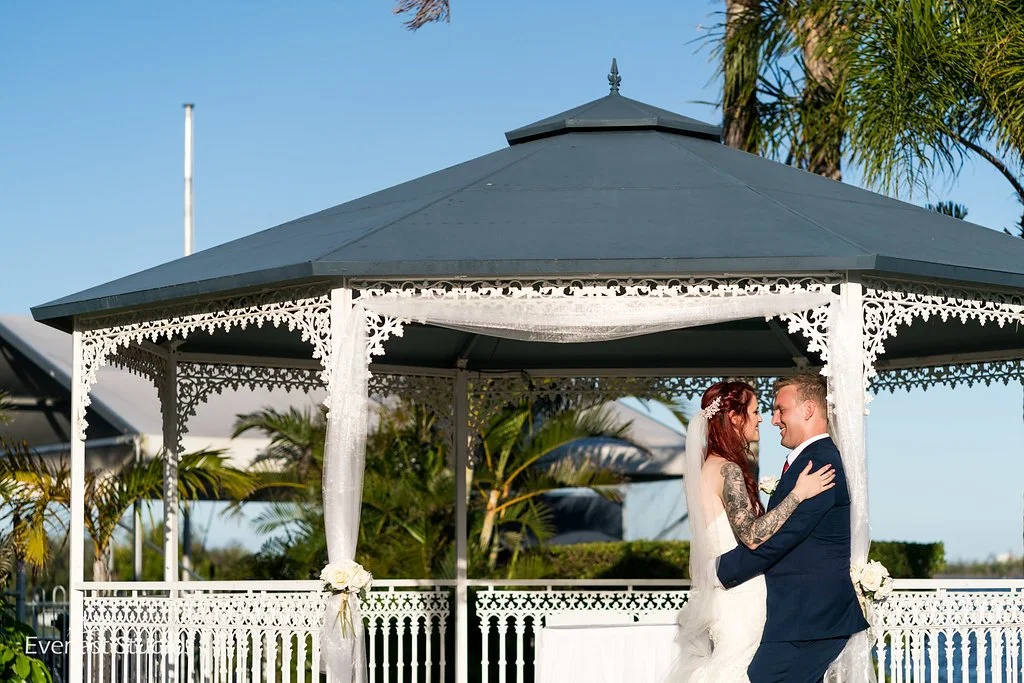 Caloundra power boat club wedding (2).jpg