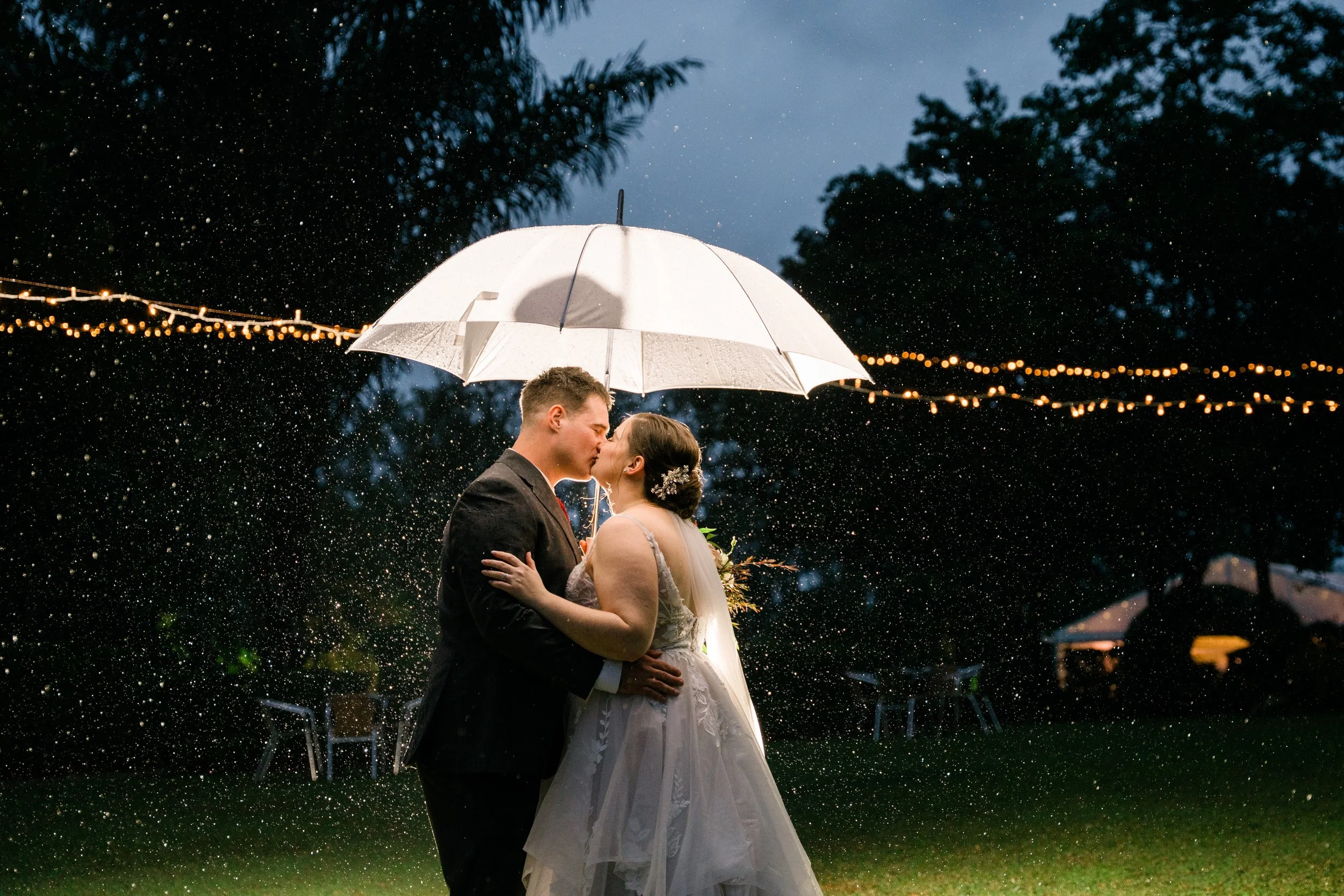 Rainy wedding day for Brisbane photography