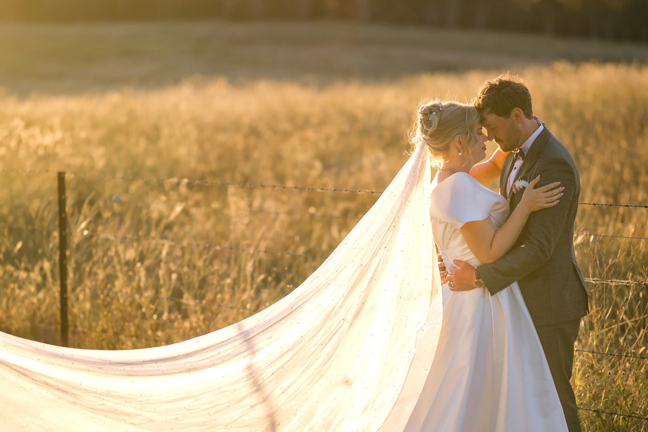 How to plan for golden hour photos for Brisbane wedding photography and videography