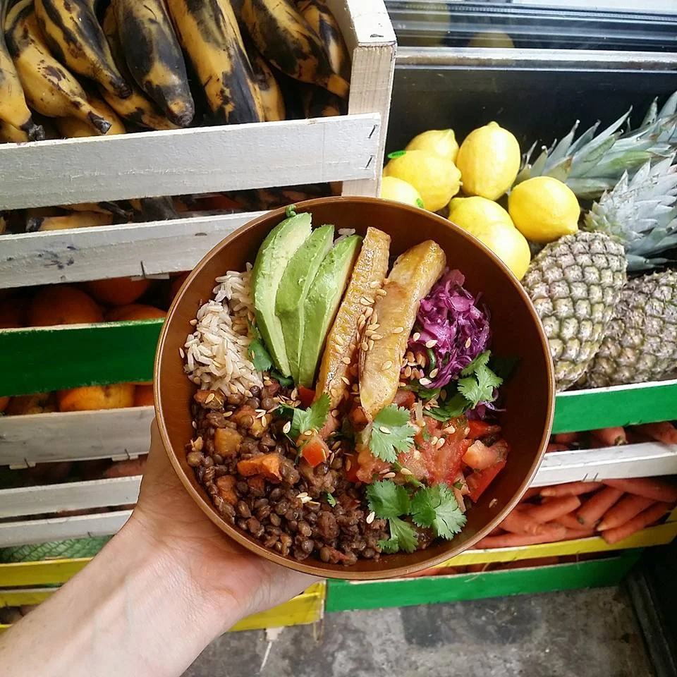 eco travel 7 superstar vegan cafés in paris — Eco Voyage