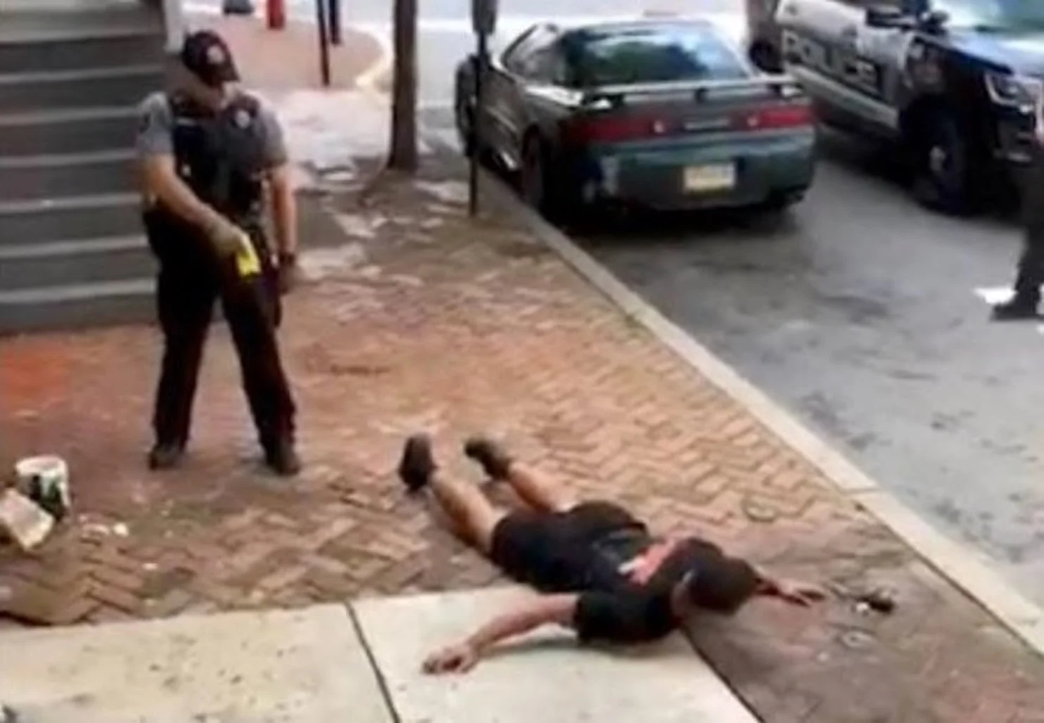 lancaster cops 2.jpg