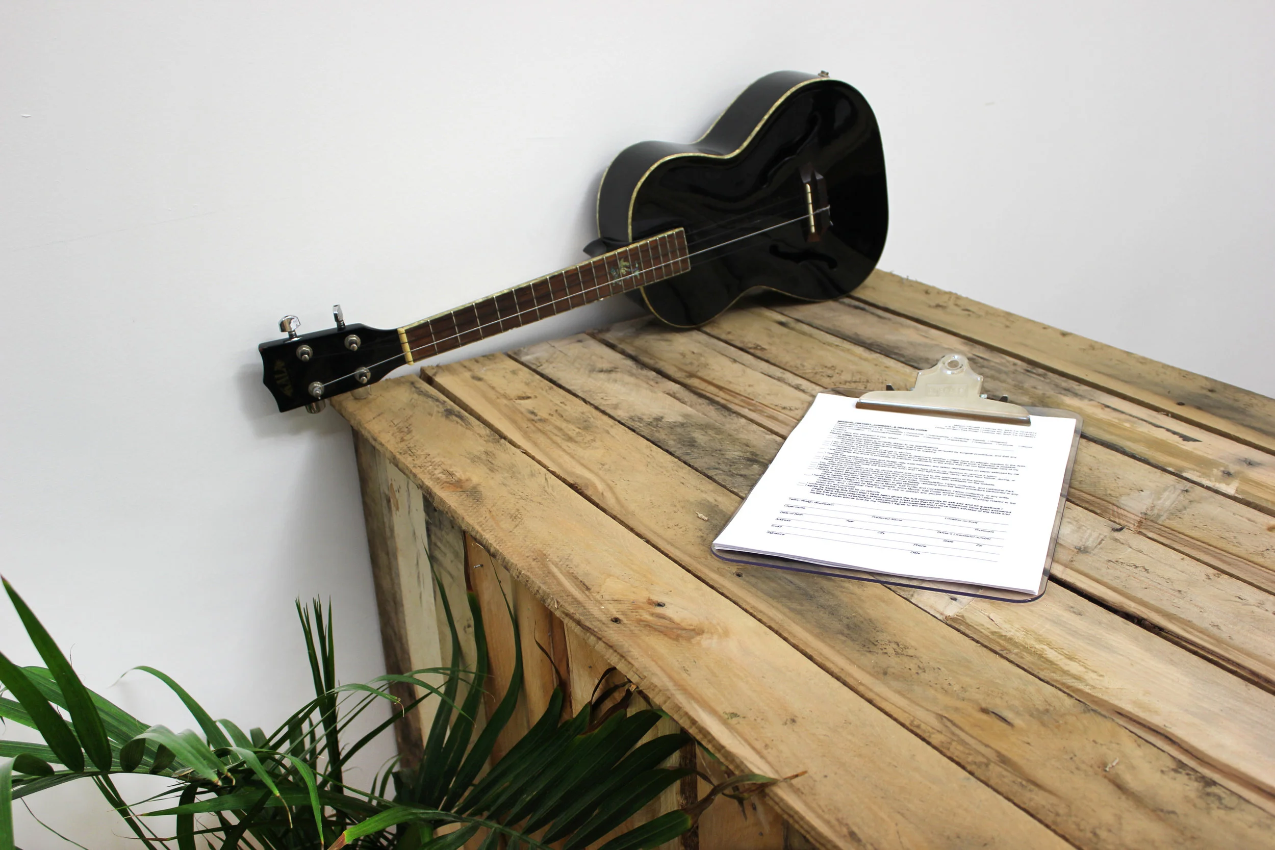 web_studio_desk.jpg