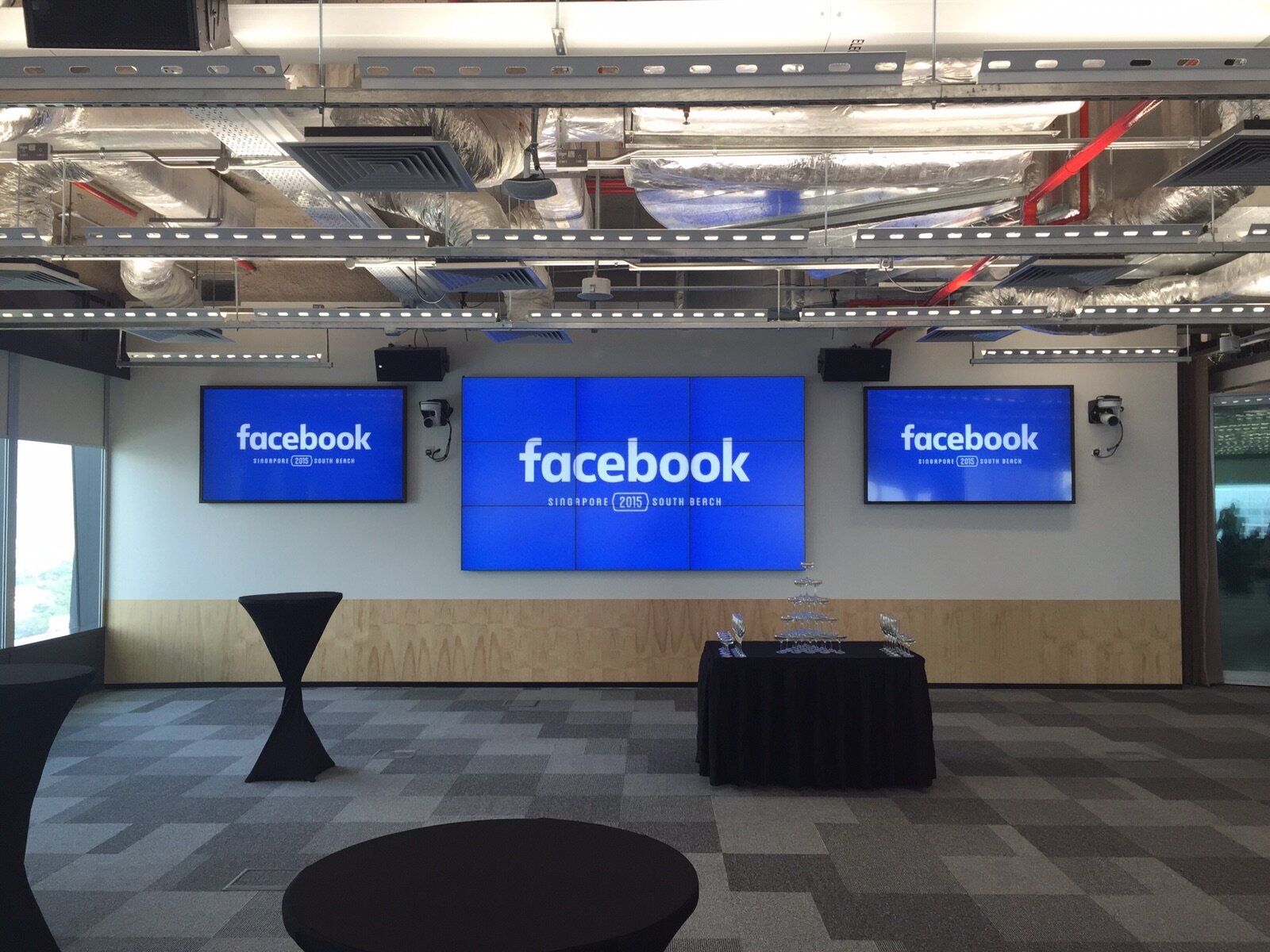 LCD Video Wall in Facebook office Singapore