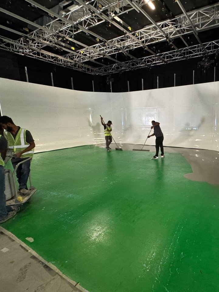 Abu+Dhabi+Media+VR+AR+Chromakey+Studio+paint.jpg