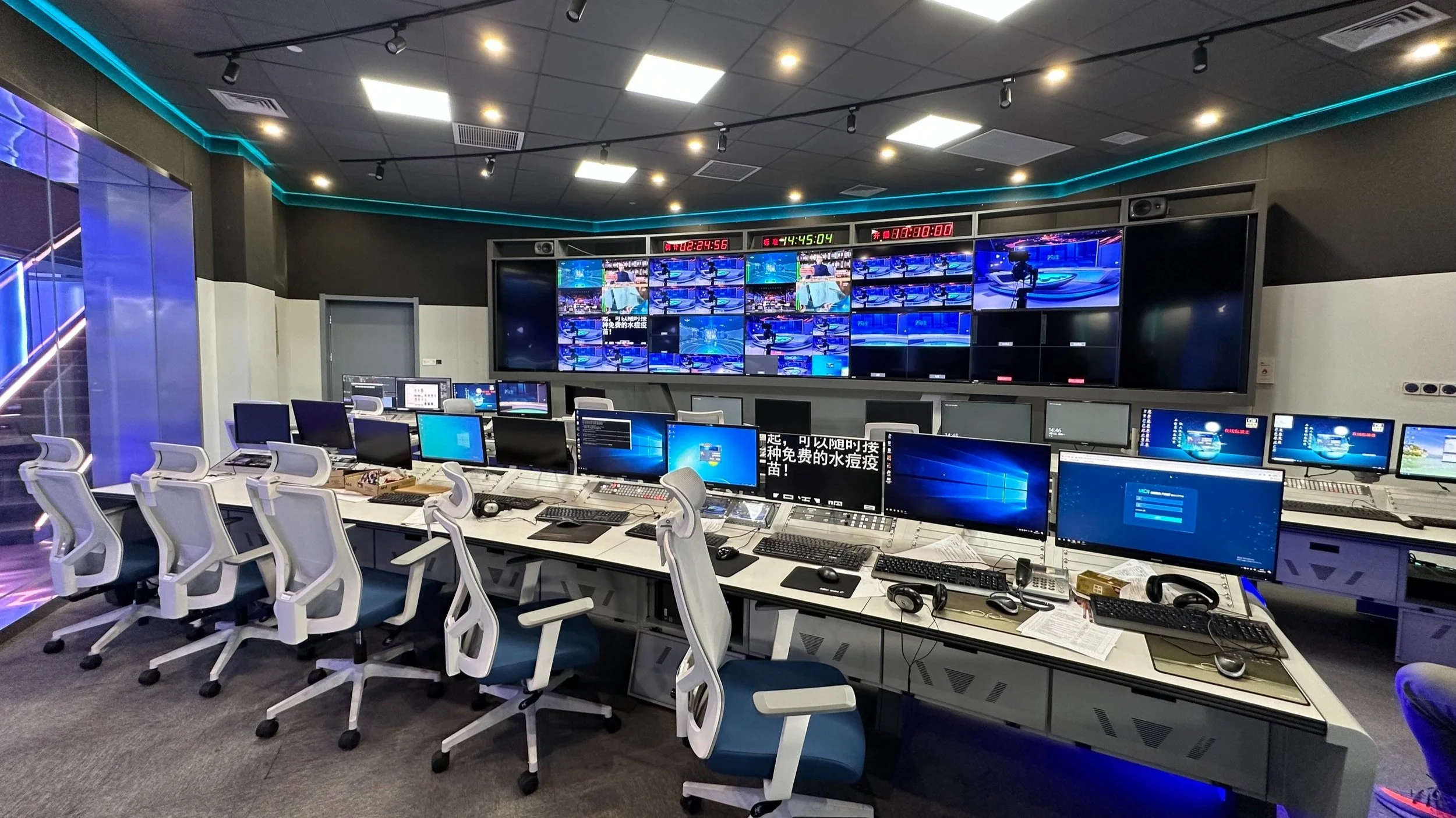 YZTV+Production+Control+ROOM+CHINA+%283%29.jpg