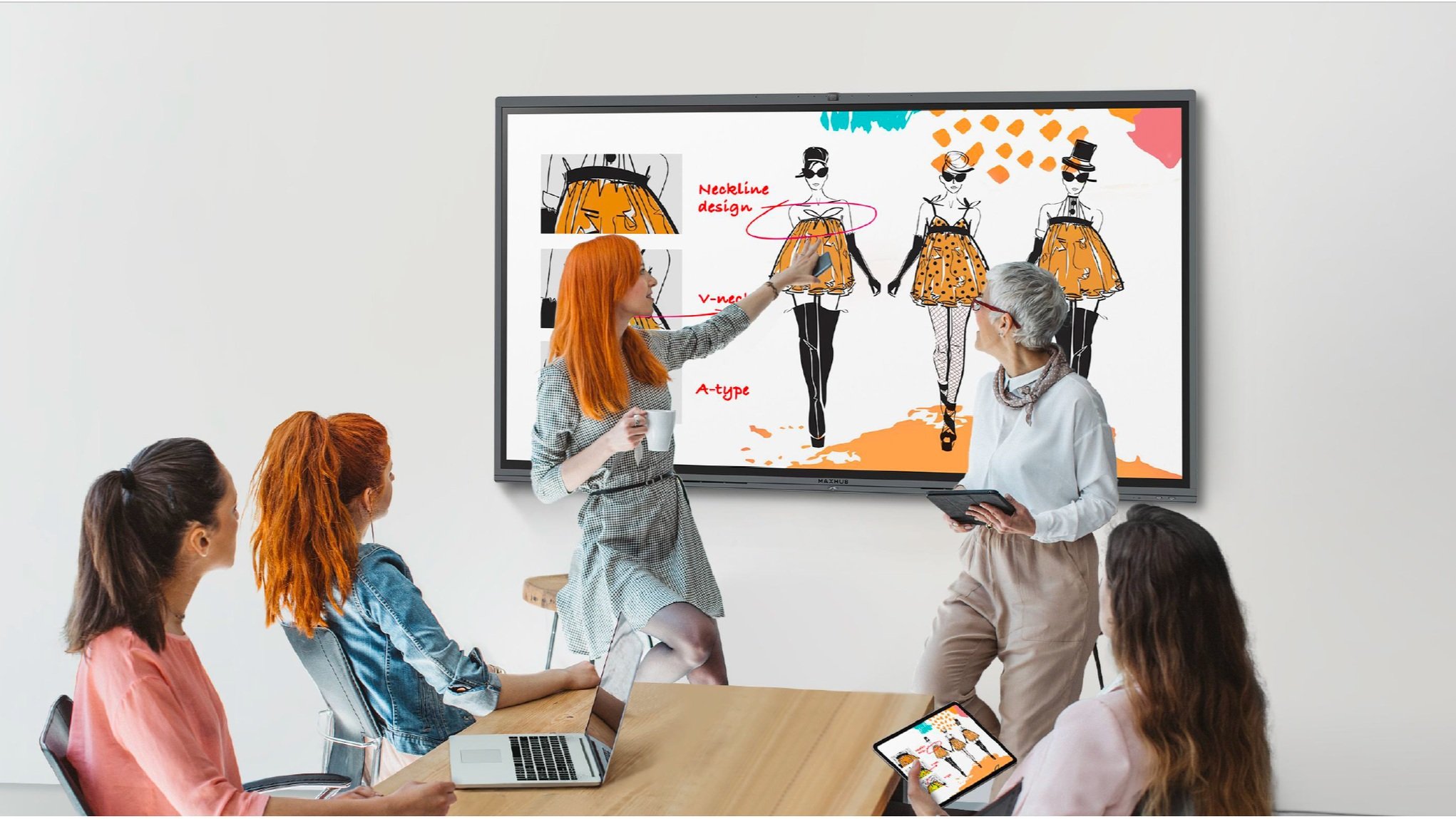 Maxhuv V6 in a meeting room.jpg
