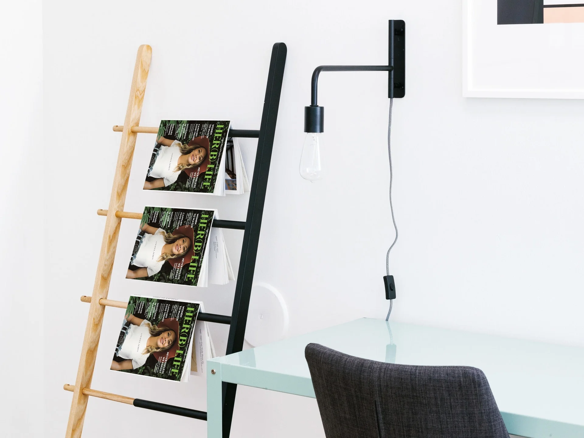 smartmockups_jjsywpc7.jpg