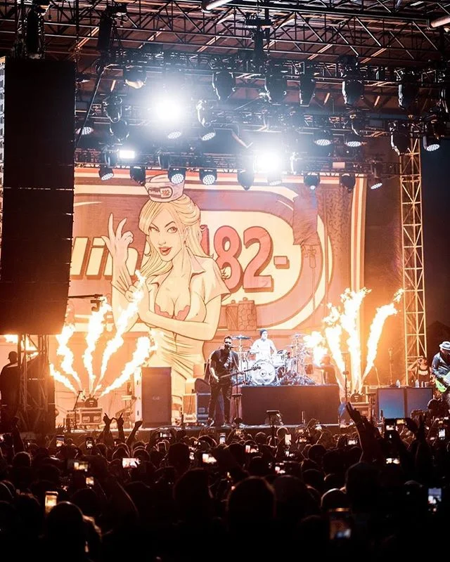 More from @blink182 at @backtothebeachfest •
•
•
•
•
•
#concertphoto #concertphotographer #musicphoto #musicphotography #gigphotography #livemusicphotography #onstage #ontour #bestmusicshots #liveauthentic #shows #musiclover #musicblogger #theworldgr