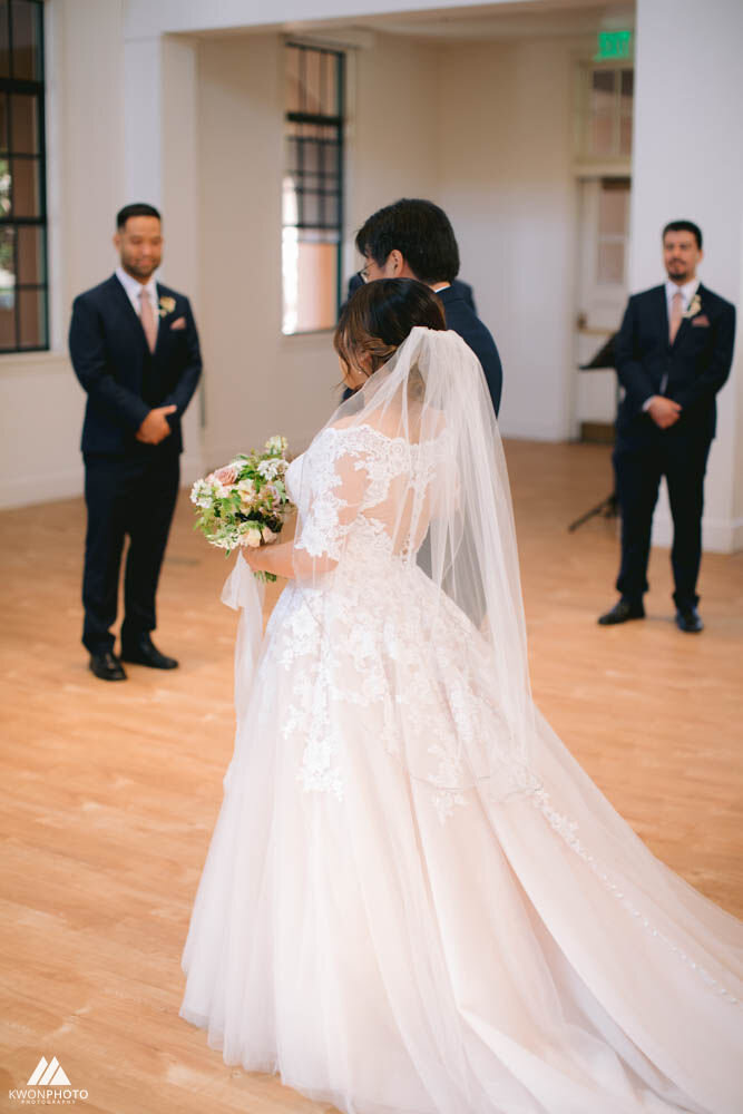 Dawn_Eugene_Wedding_1340.jpg