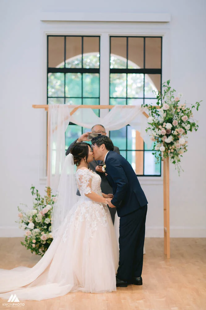 Dawn_Eugene_Wedding_1462.jpg
