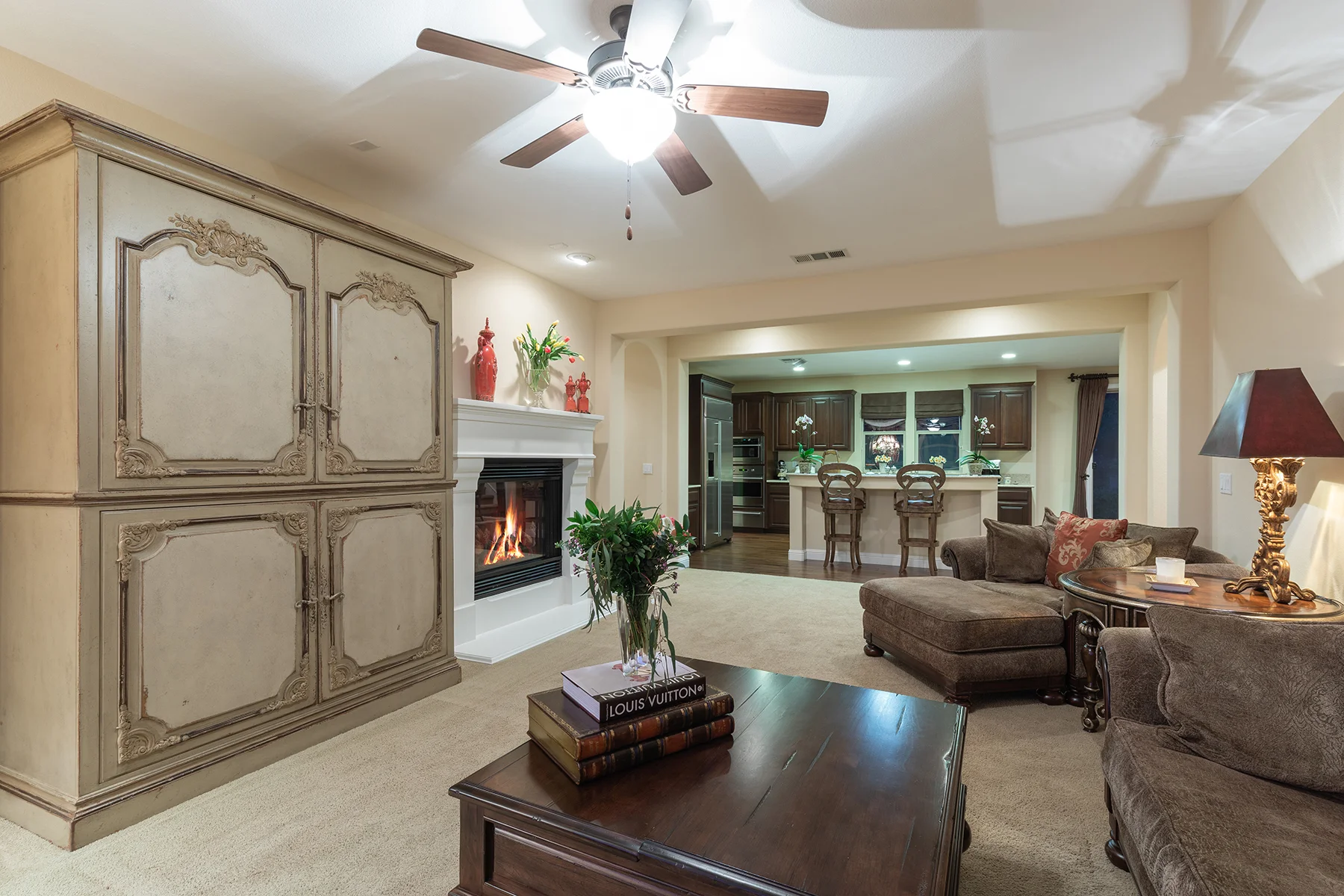 Photo-00000-Living Room-006.jpg