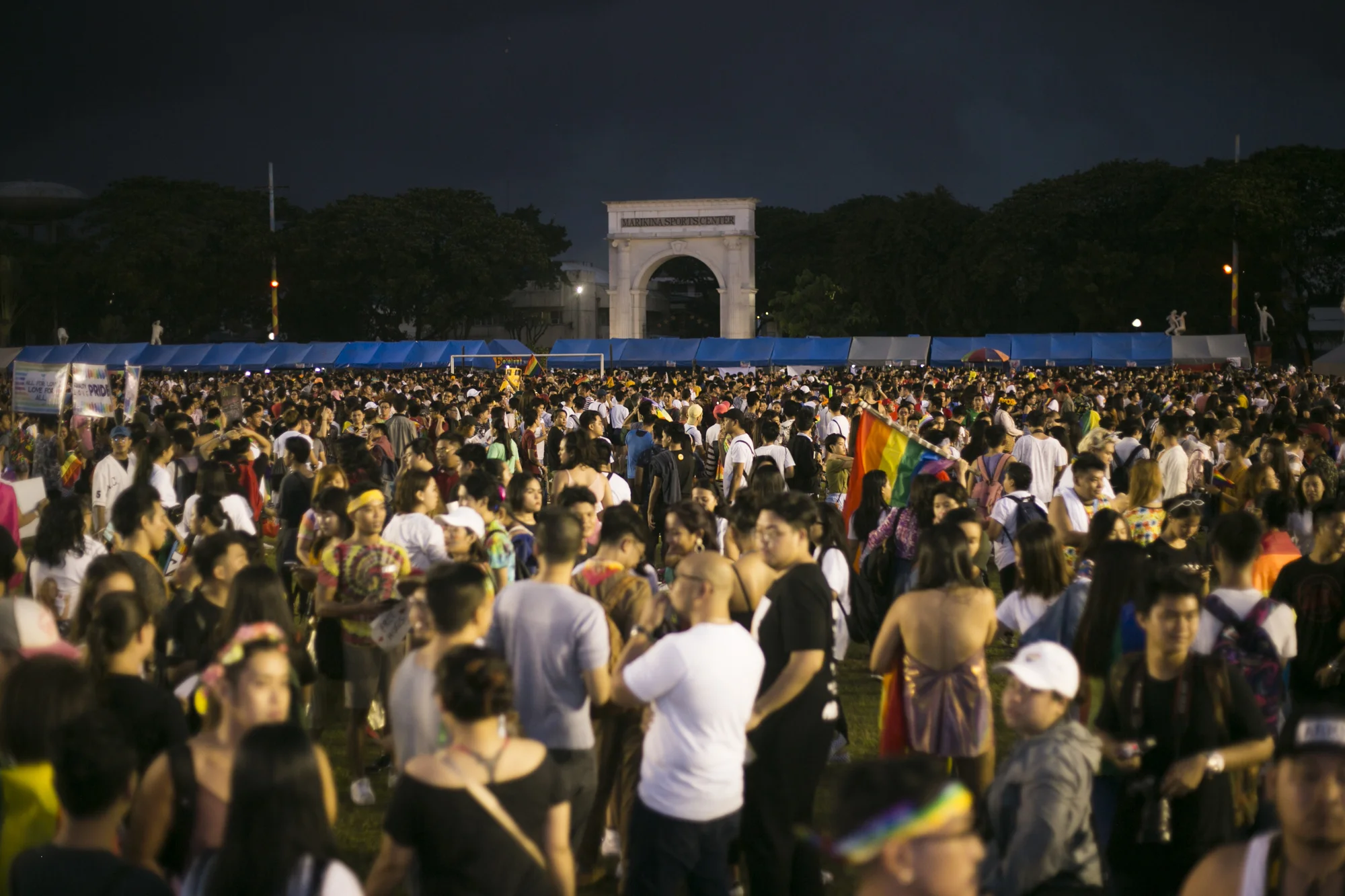 15 Toqa on Love - crowd.jpg