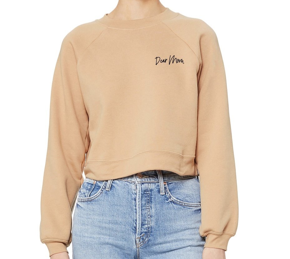 Peach-crew-neck-mock-up.jpg