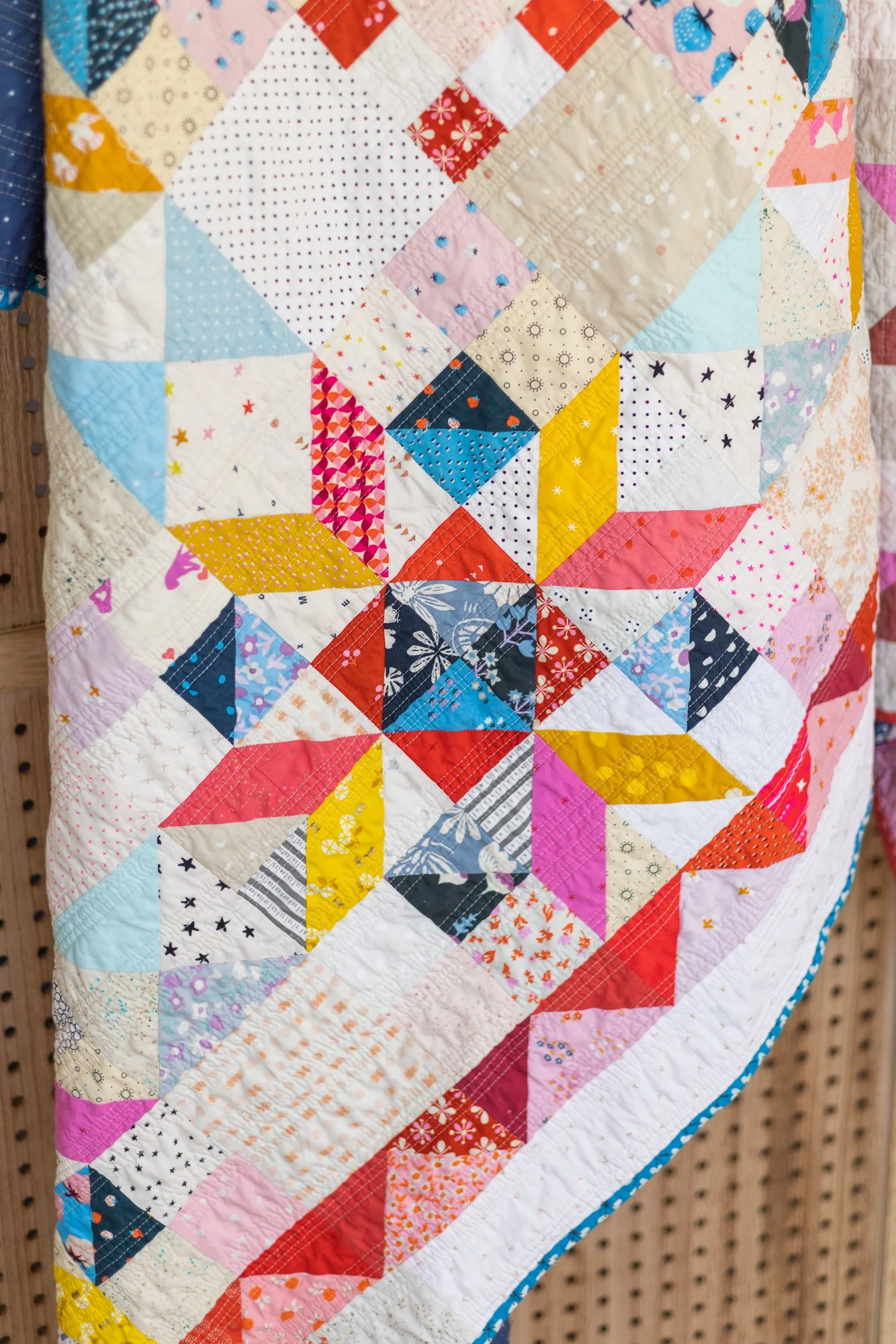 she-makes-joy-sunday-social-quilt-3.jpg