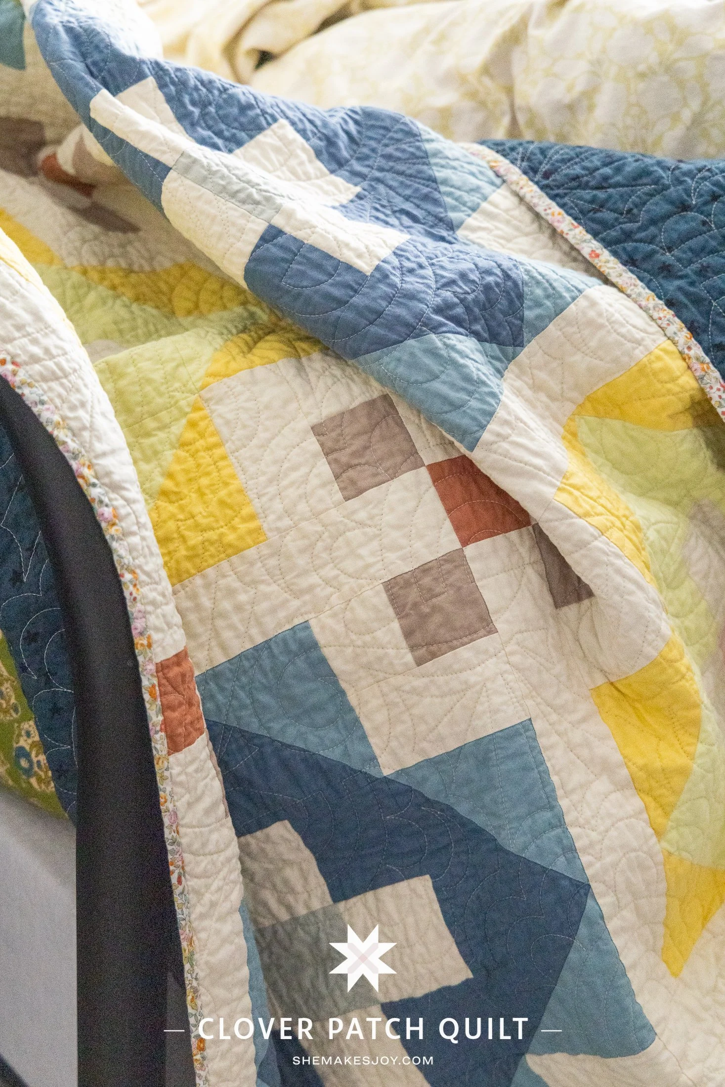 she-makes-joy-clover-patch-quilt-ruby-bee-finished-detail-24.jpg