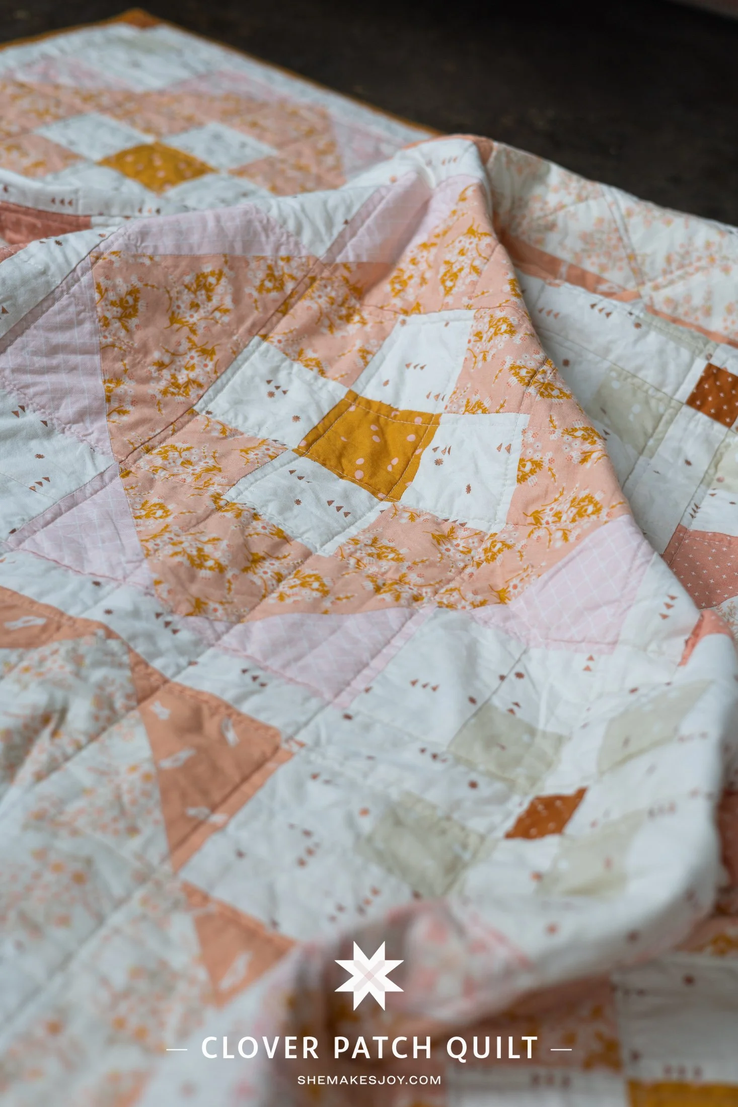she-makes-joy-clover-patch-quilt-baby-clover-finished-detail-35.jpg