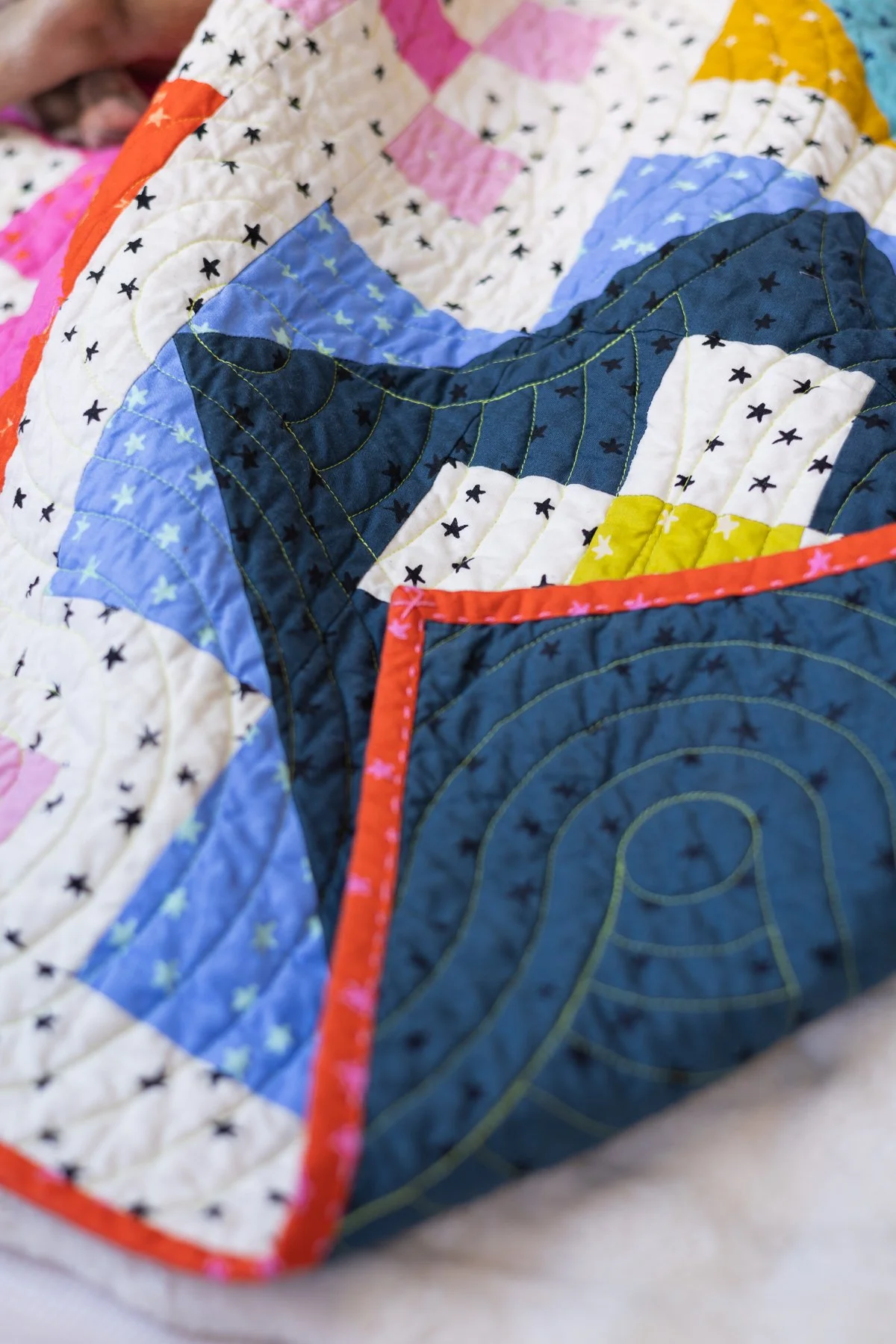 she-makes-joy-clover-patch-quilt-starry-123.jpg