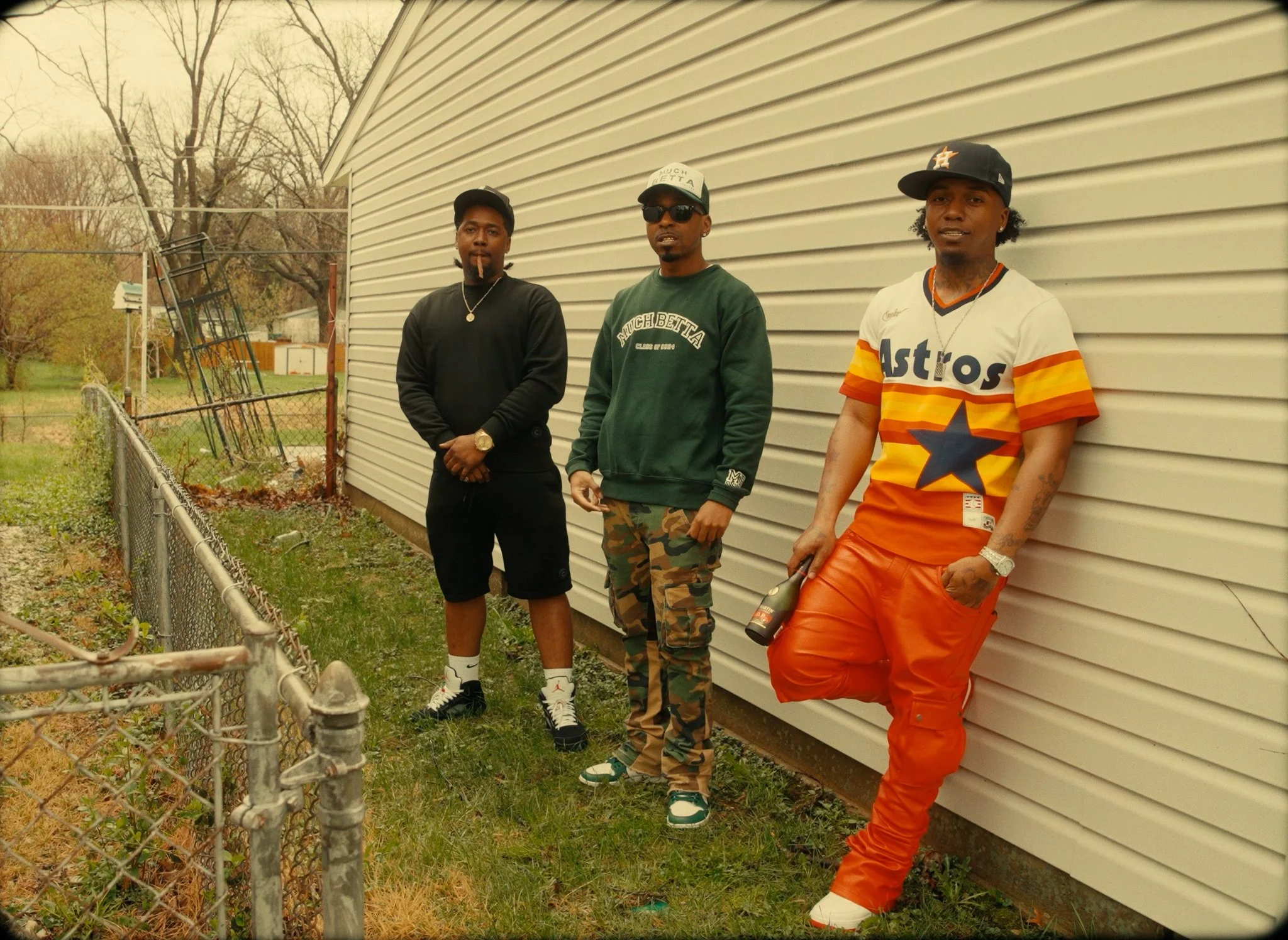 SKWAD_VOL1_GOODMORNING_v2.0_SOCIAL.00_00_24_22.Still004.jpg