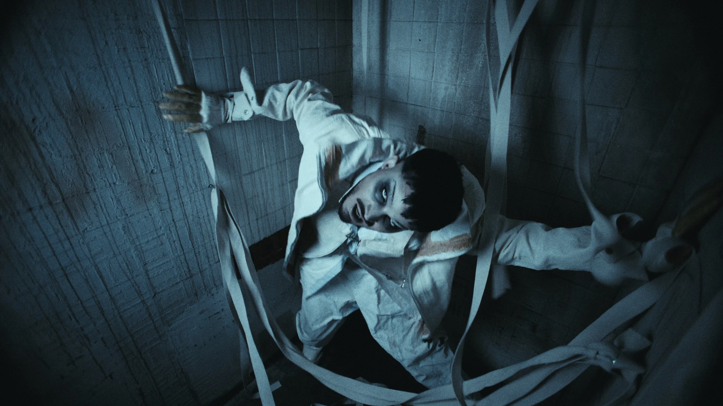 UTR_STILLS_60.jpg