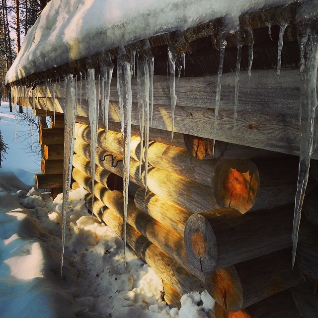 #springinfinland #icicles #meltingicicles #lomitravels #lominaturetravels
#visitfinland #visithelsinki
#myhelsinki #explorefinland #finland #helsinki #finlandnature
#finnishnature
#finlandnaturally
#bestoffinland
#beautyofsuomi
#luontoonfi