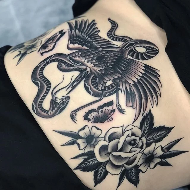 Lines healed, shading fresh (on crane) on Dimity&rsquo;s stomach 🖤 can&rsquo;t wait to add more as soon as we can! Made at @tattoorosies 🖤 thank you so much for all of your kind words, messages and support through this time. I&rsquo;m still getting