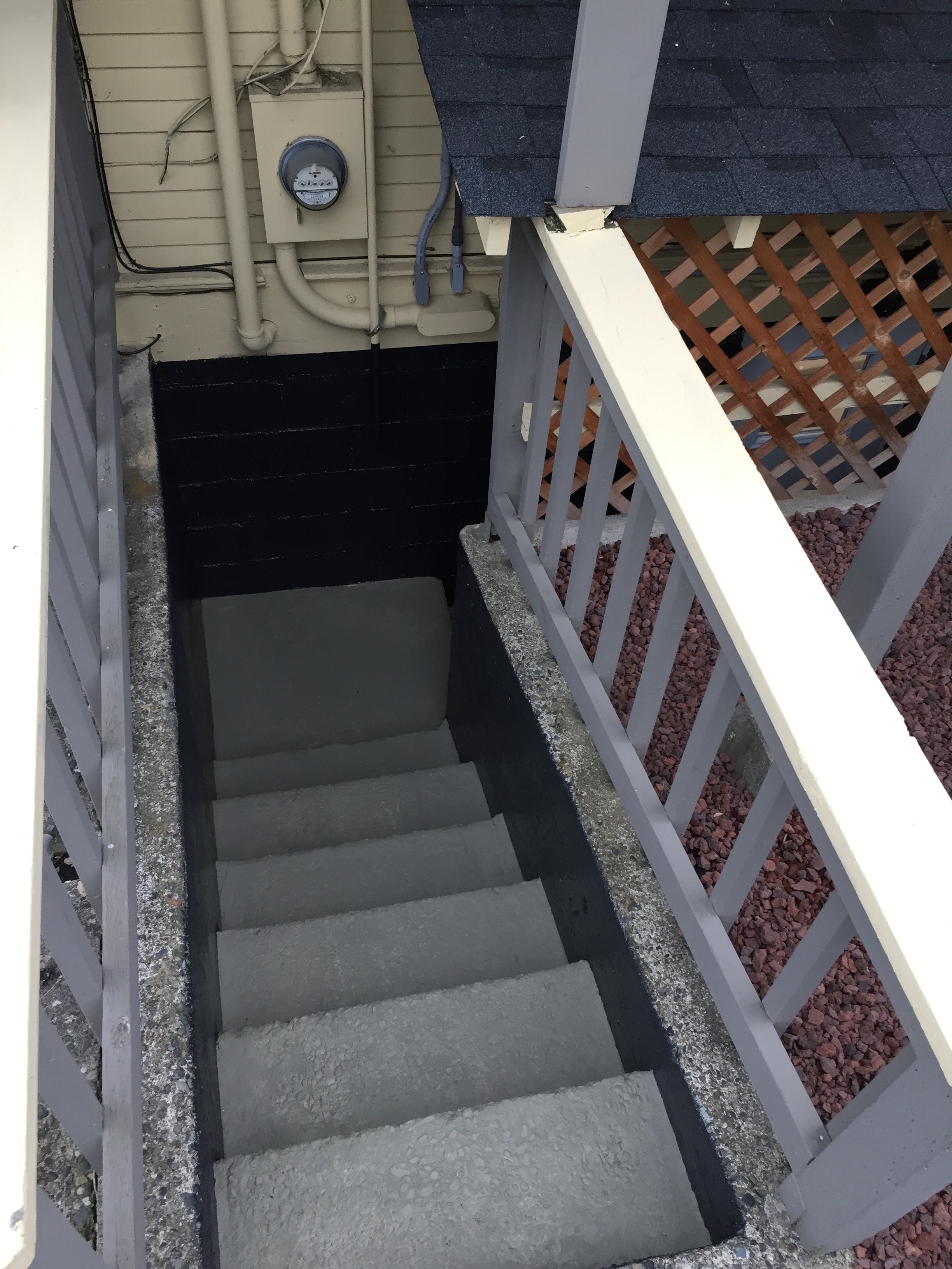 Painted The Basement/Laundry Room Stairs