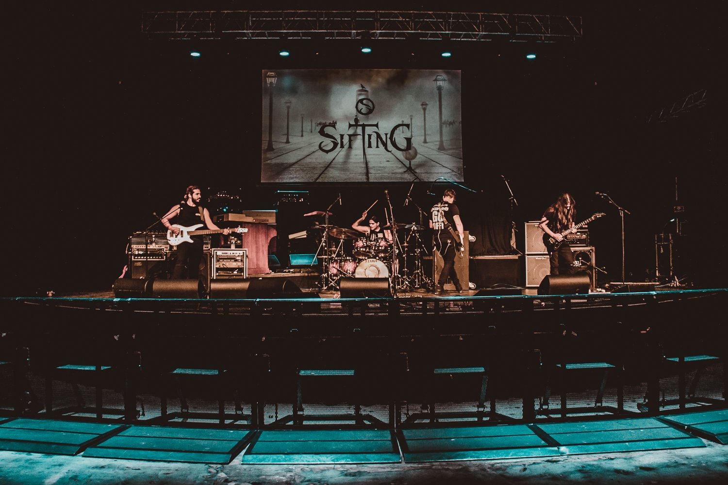 Sifting day 4-21.jpg