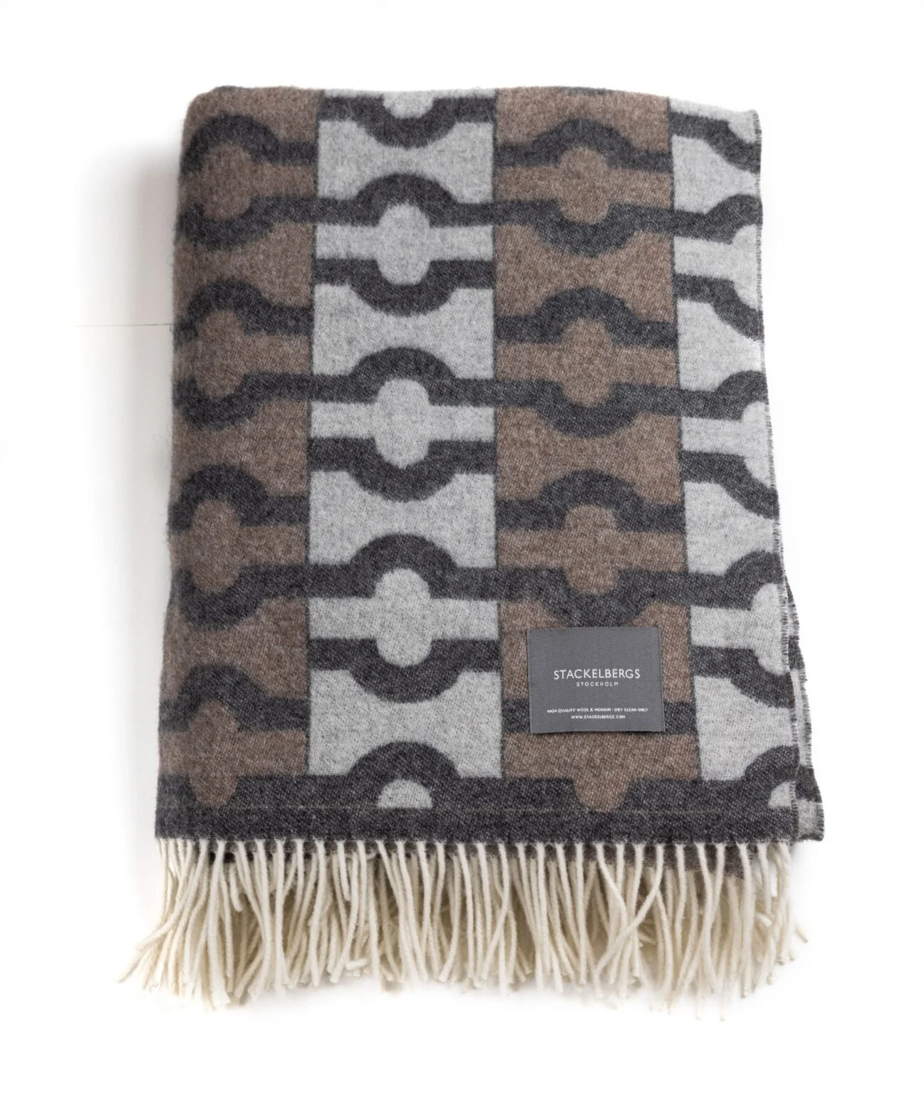 PLÄD WALLPAPER BLANKET dark brown.jpeg