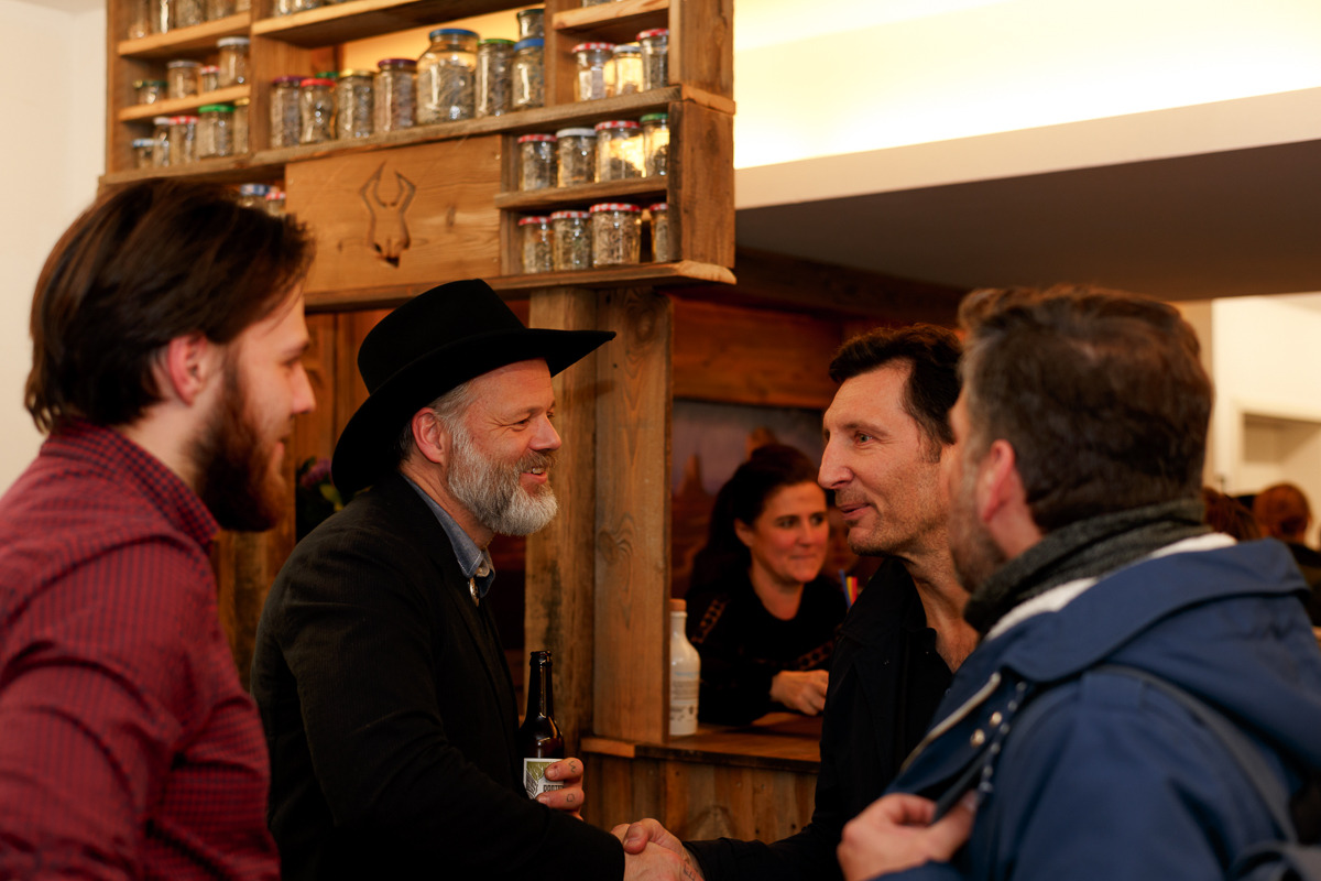 171111_woms2-vernissage_nicolas-wendler_picture_34.jpg