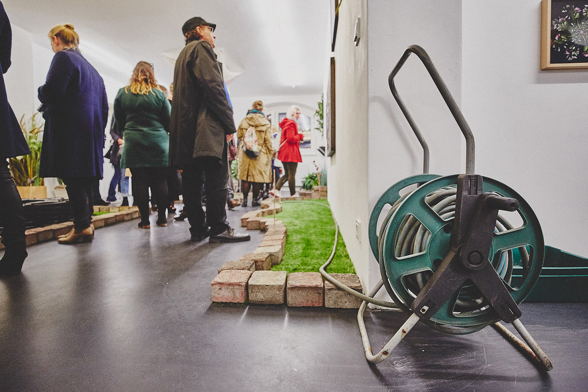 heliumcowboy_vernissage_bogusbotanical_032017-084.jpg