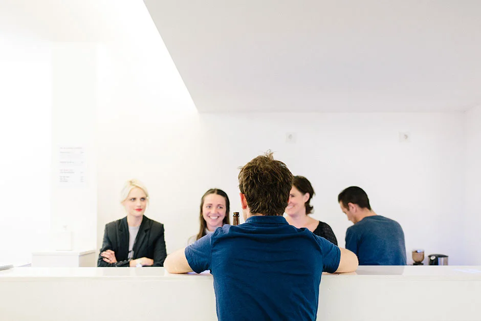 vernissage_remote_control-43.jpg