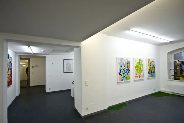 039_100704_jonburgerman_lbl_exhibitionviews_img_3561.jpg
