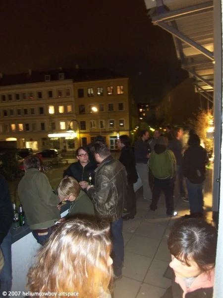 v100_4144.jpg