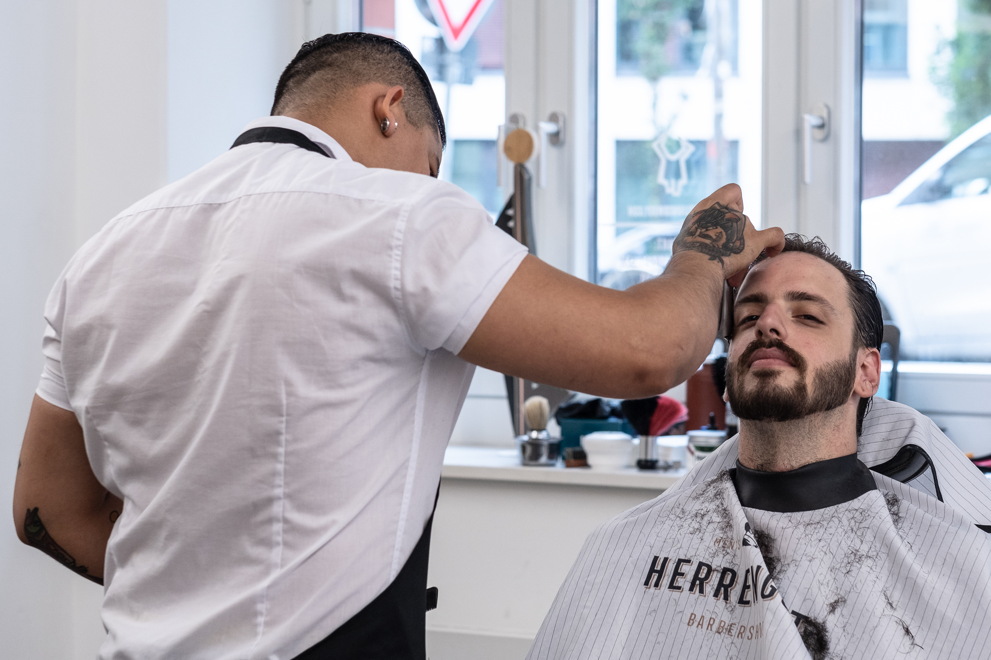 180602_COWBOYS-BARBERS_HELIUMCOWBOY_9266.jpg