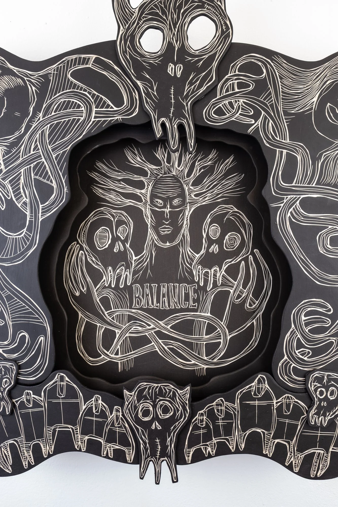 04b_ALEXDIAMOND_THEBALANCE-2_WOODCUT_85x85x9cm_DETAIL-1.jpg