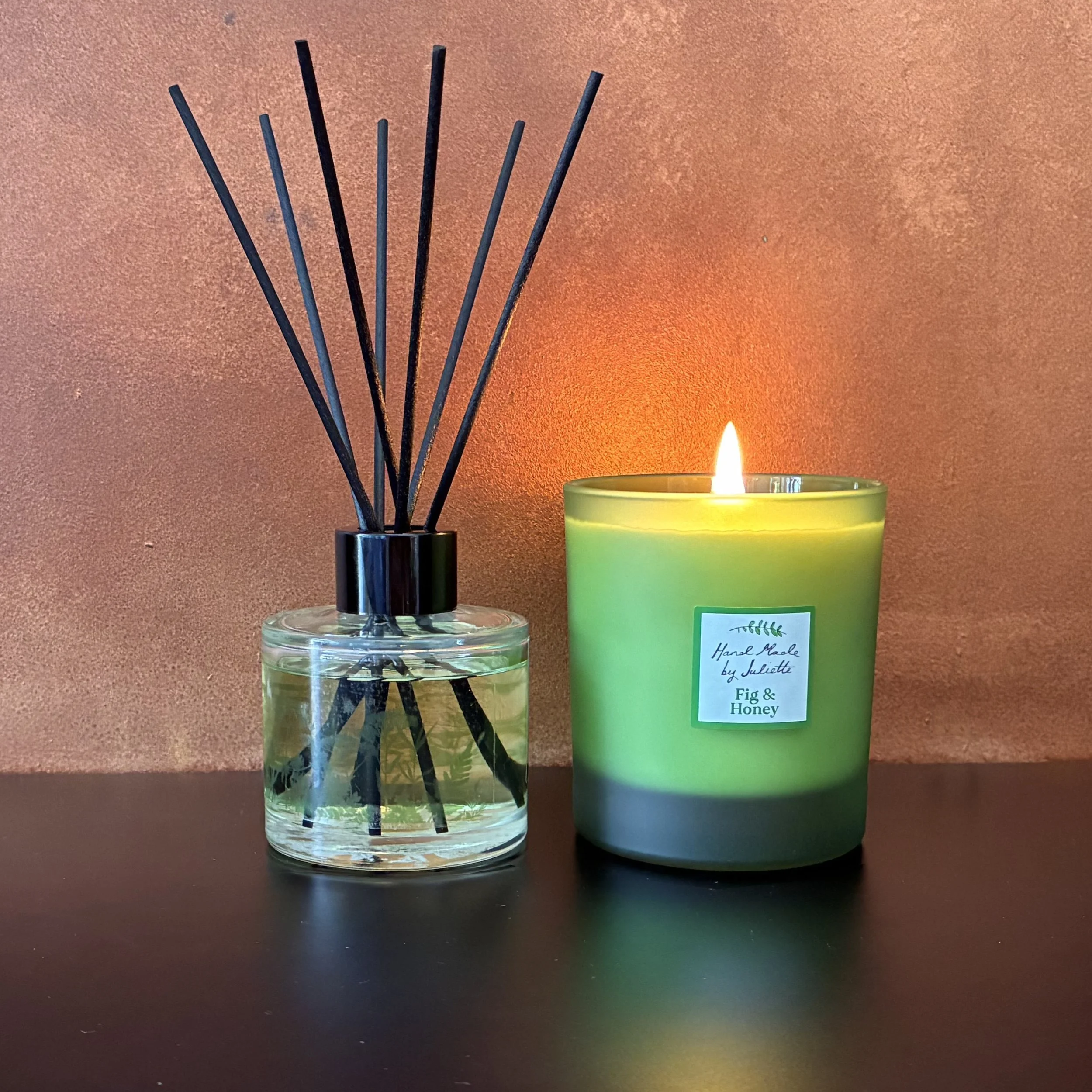 FigHoneyCandleDiffuserLitBlackCap.jpg
